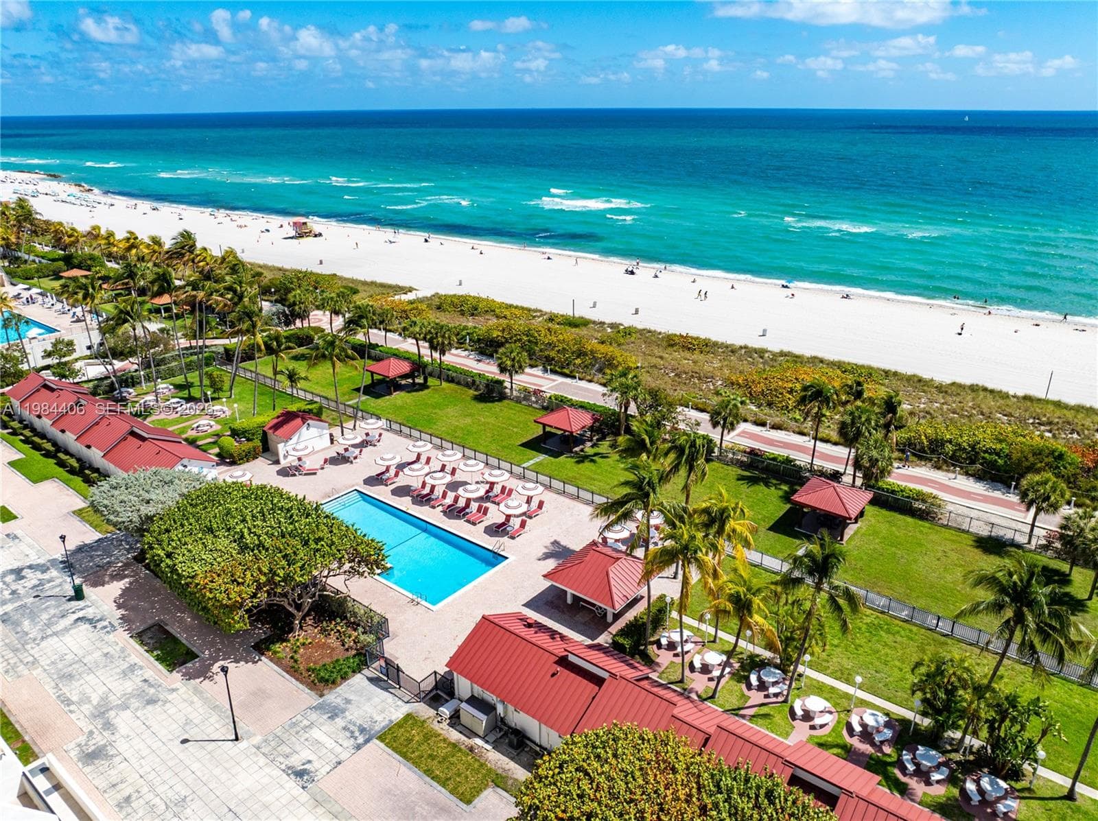 A11984406 — Miami Beach — 54