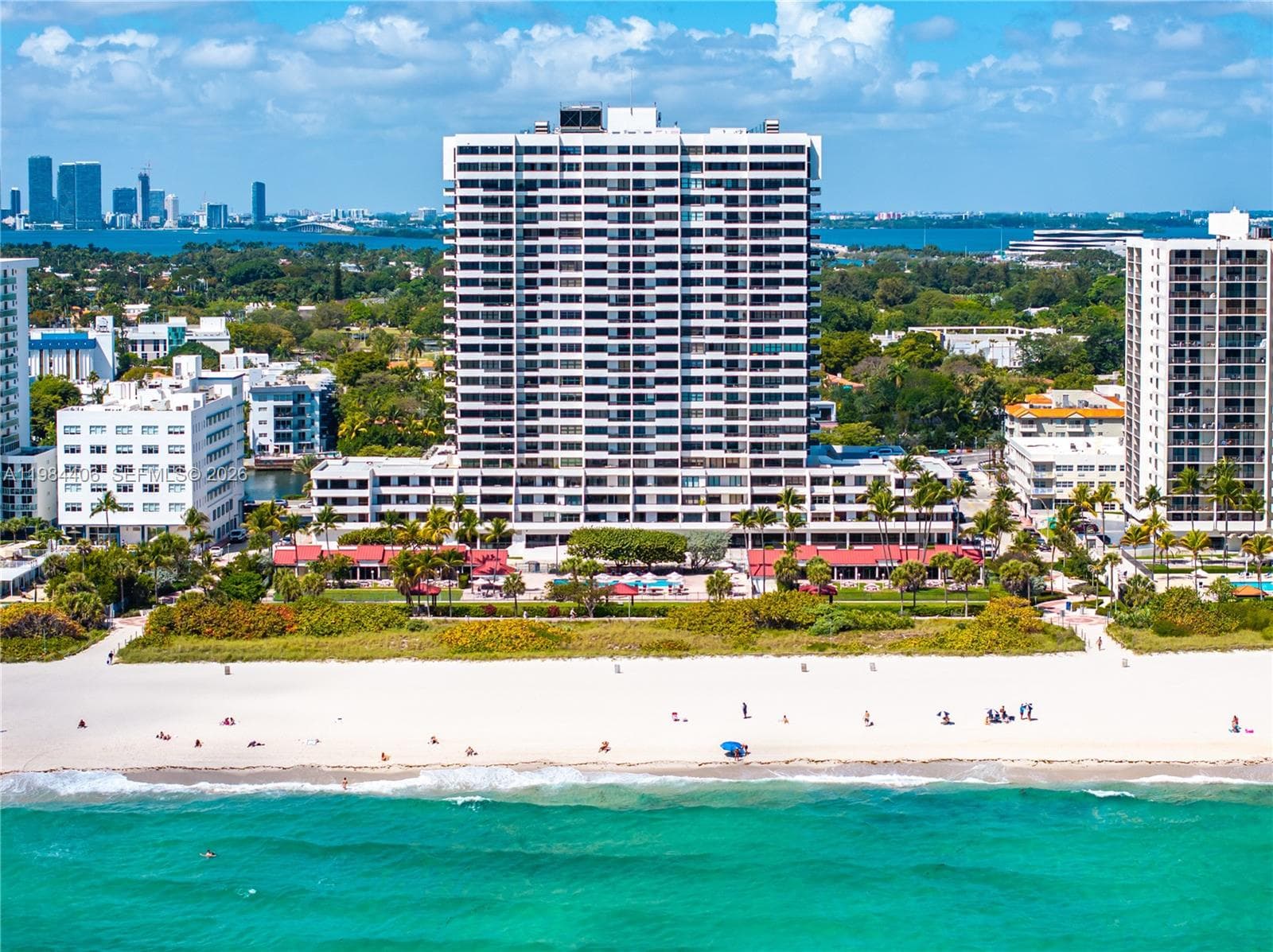 A11984406 — Miami Beach — 4