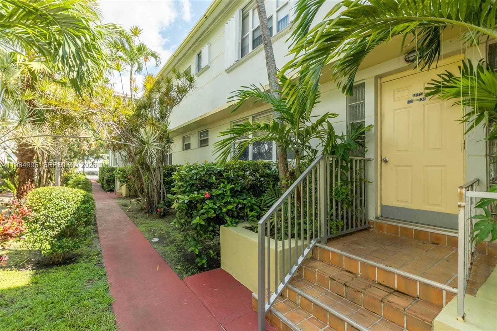 A11984996 — Miami Beach — 20