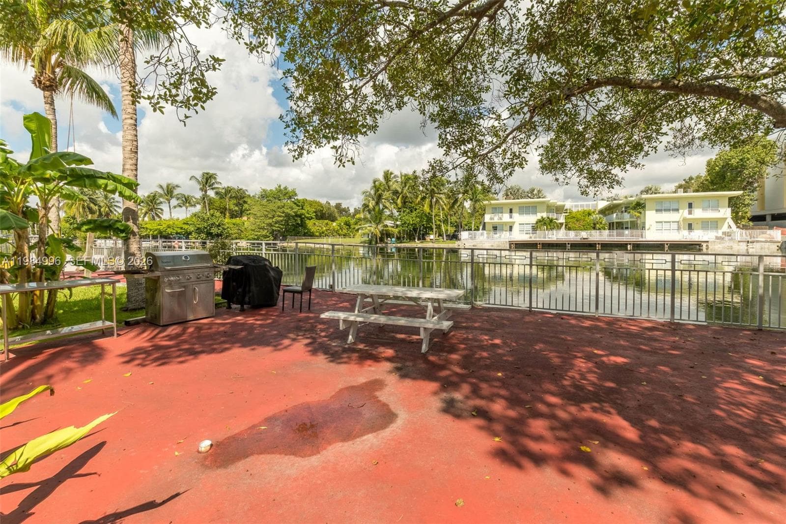A11984996 — Miami Beach — 19
