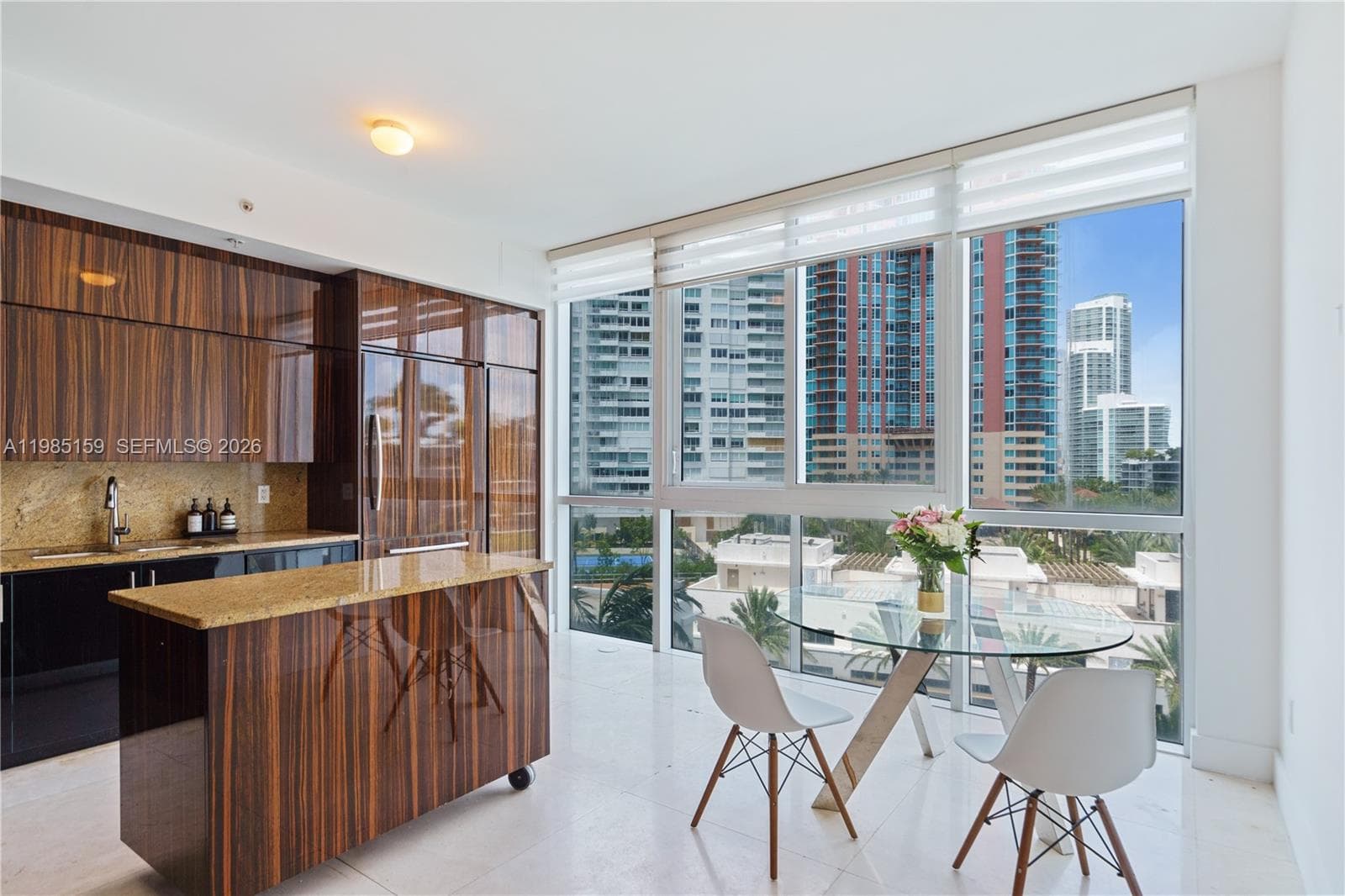 A11985159 — Miami Beach — 6