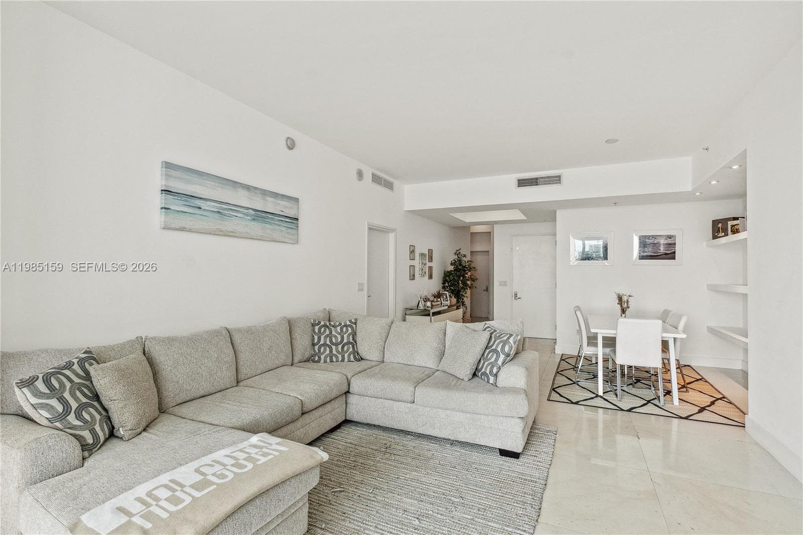 A11985159 — Miami Beach — 4