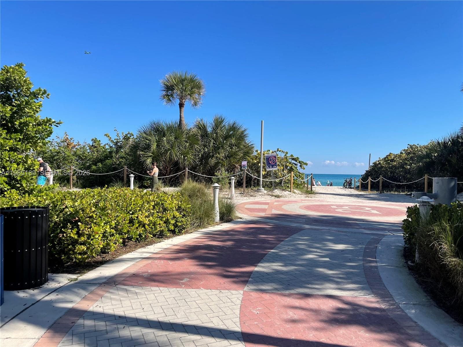 A11985189 — Miami Beach — 53