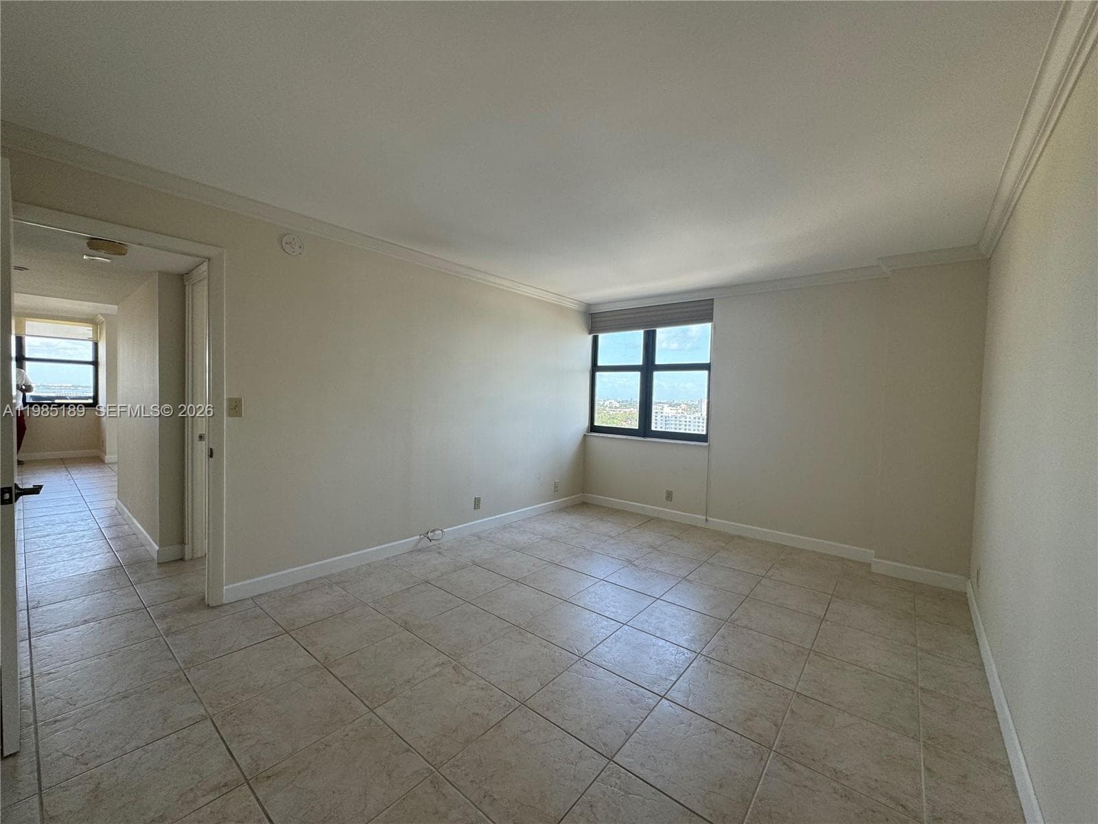 A11985189 — Miami Beach — 24