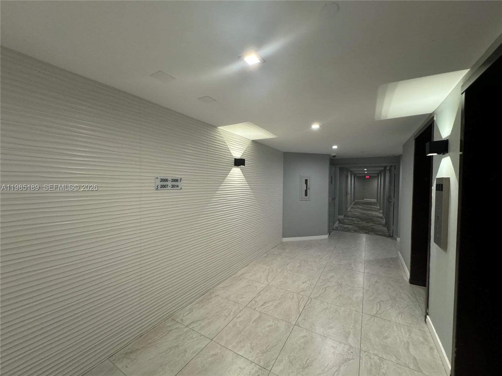 A11985189 — Miami Beach — 40