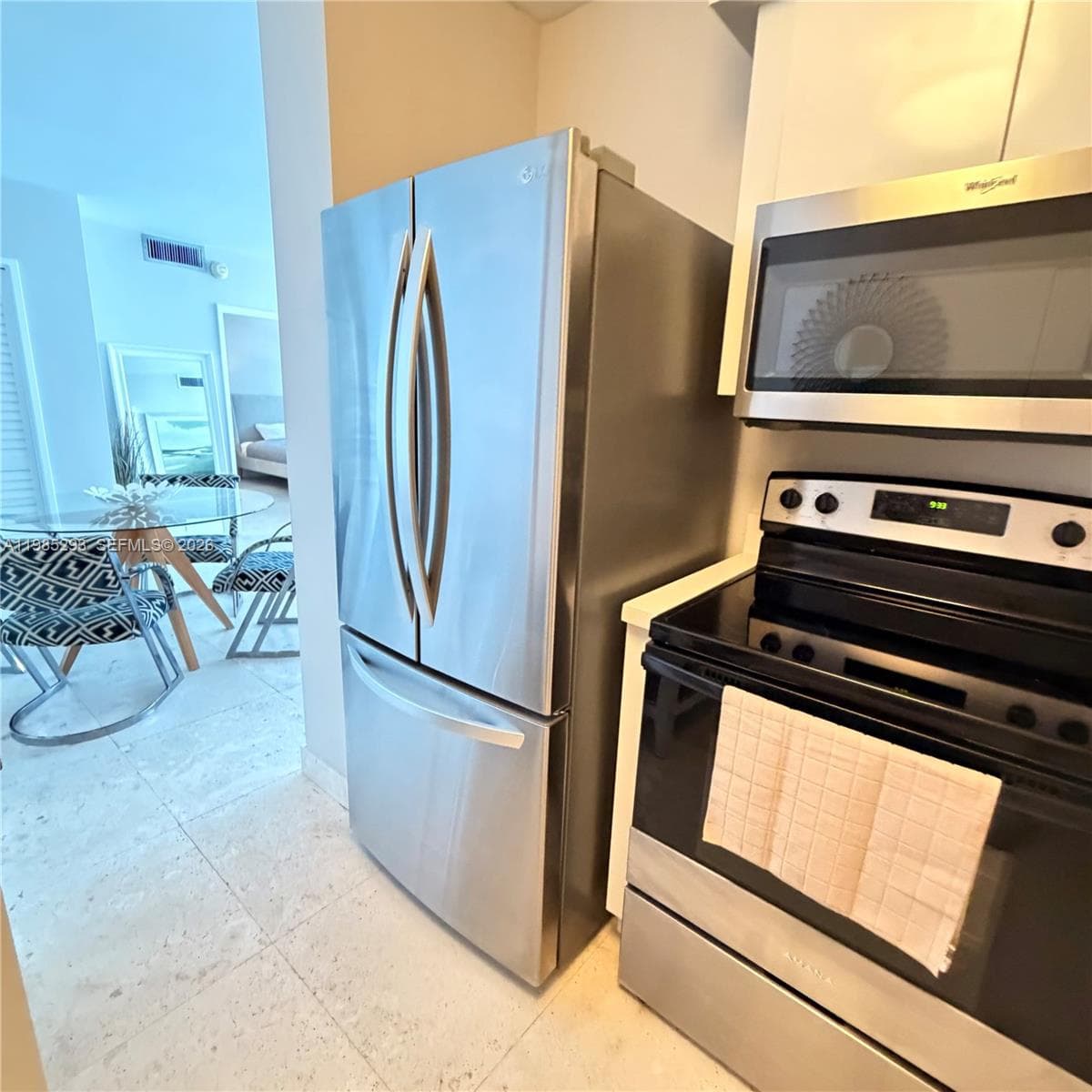 A11985293 — Miami Beach — 9