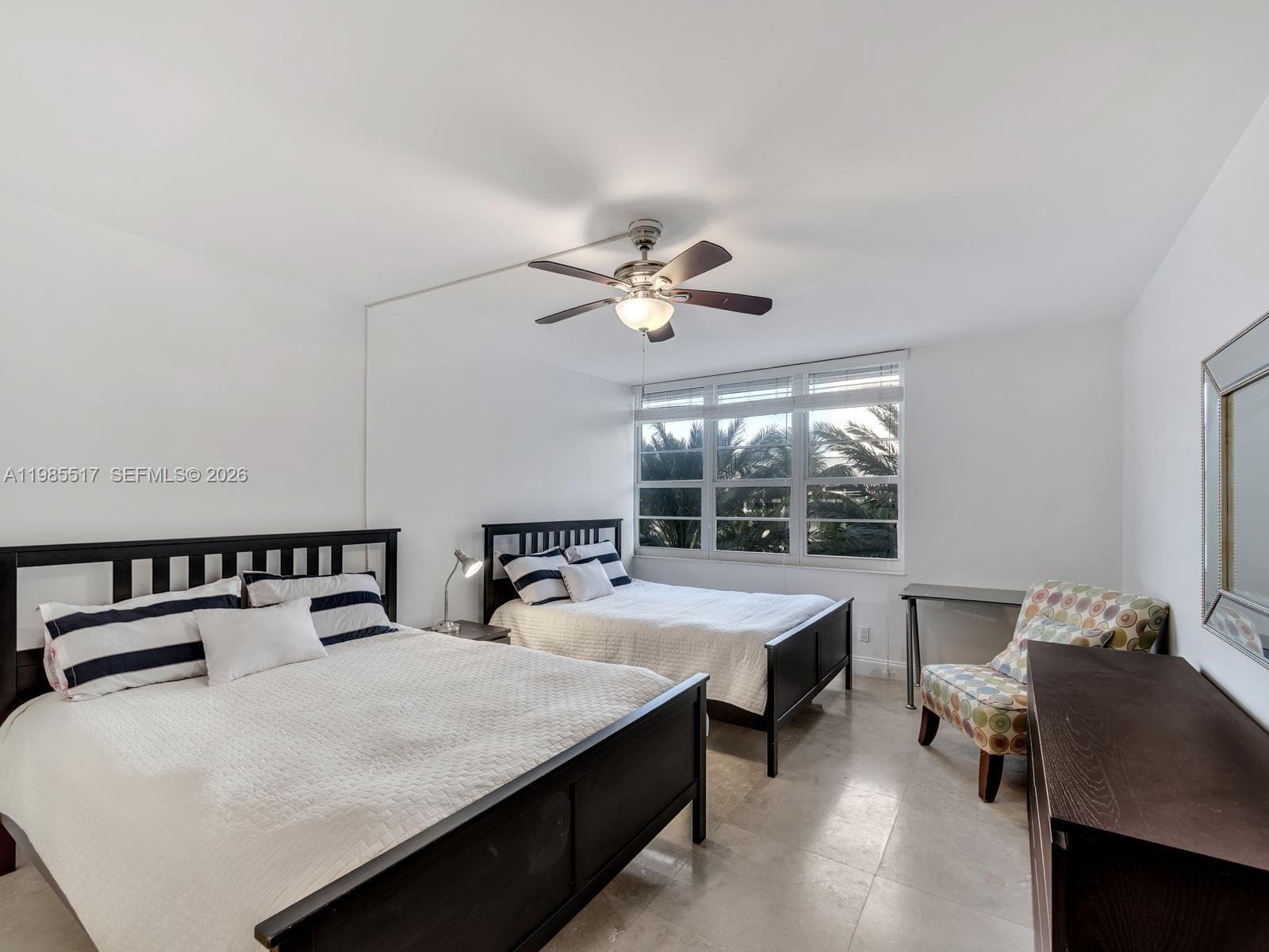 A11985517 — Miami Beach — 10