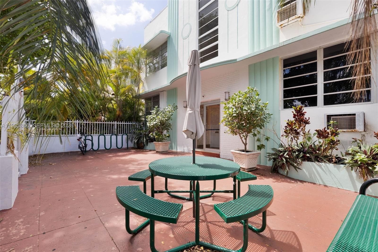 A11985850 — Miami Beach — 12