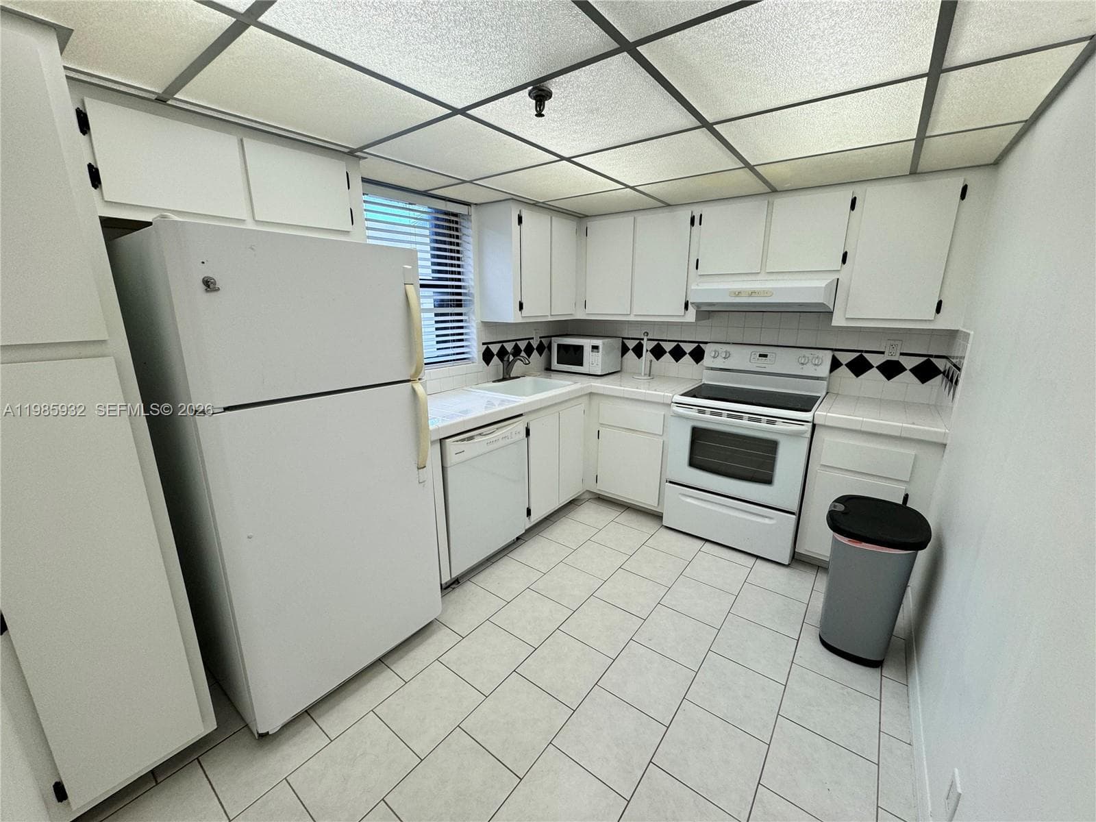 A11985932 — Miami Beach — 5
