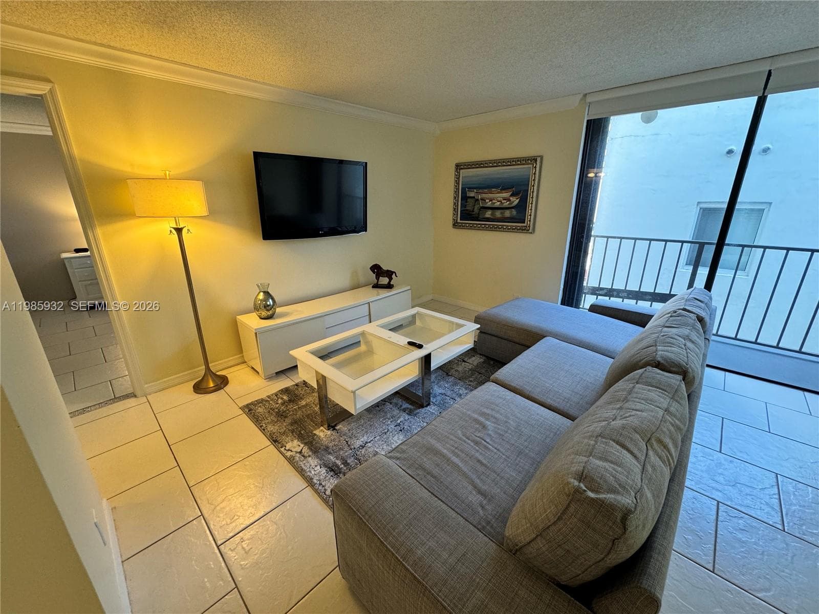 A11985932 — Miami Beach — 4