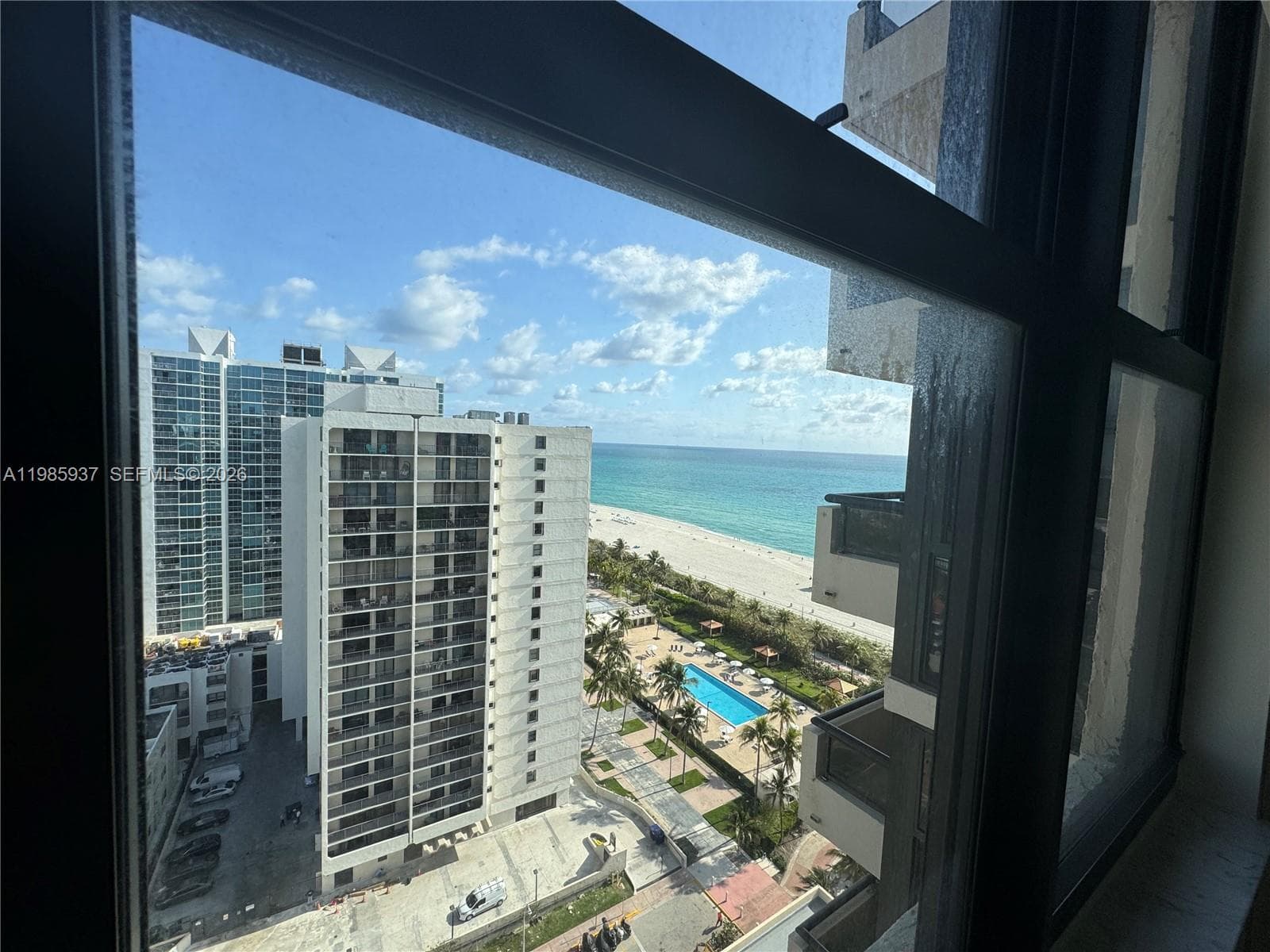 A11985937 — Miami Beach — 32