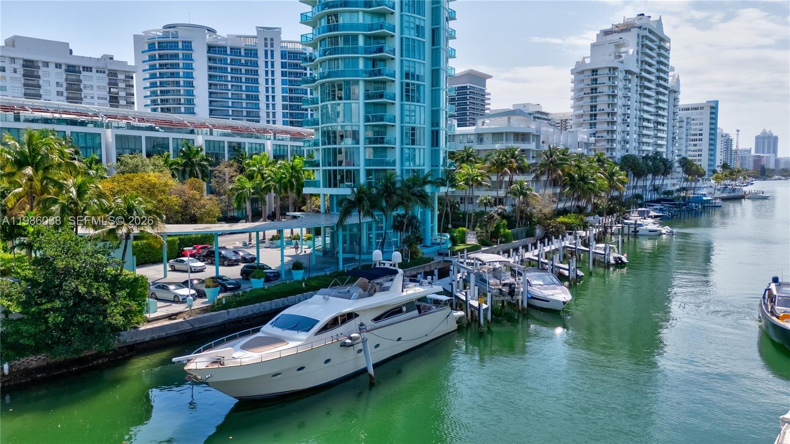 A11986038 — Miami Beach — 33