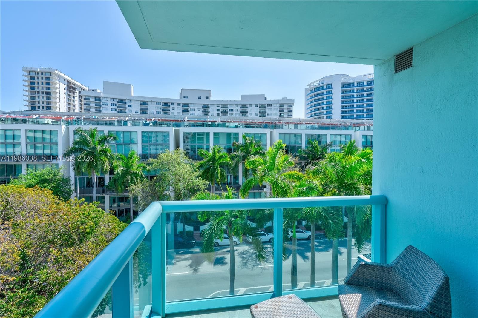 A11986038 — Miami Beach — 18