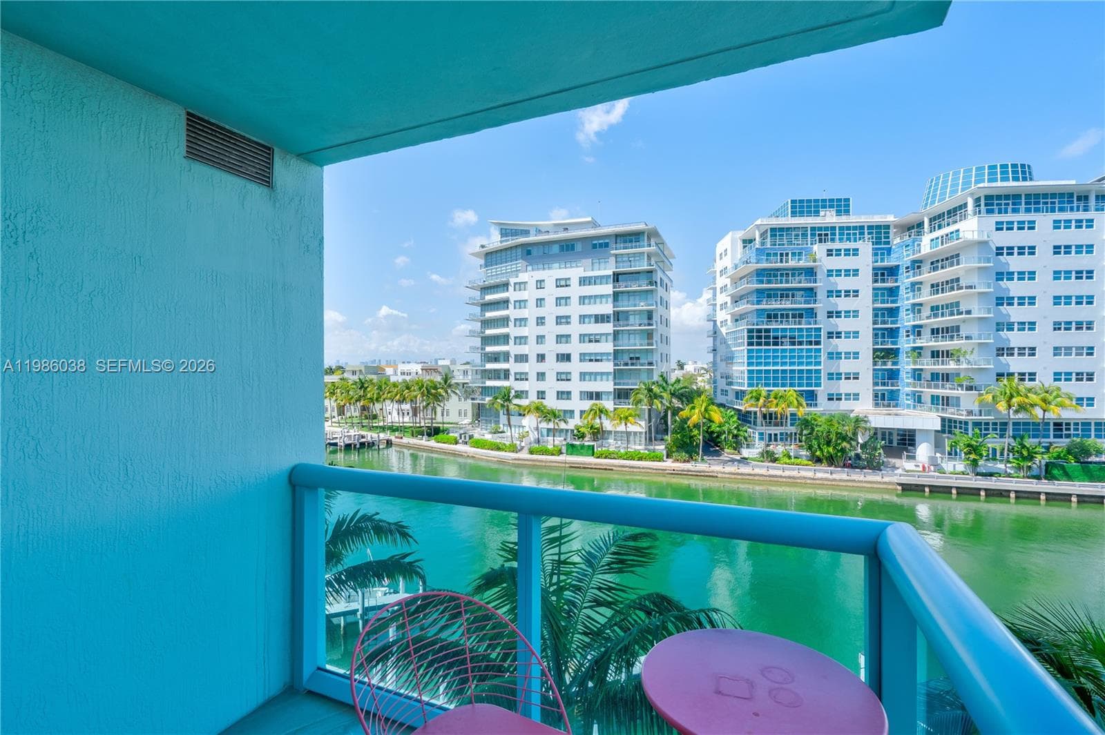 A11986038 — Miami Beach — 21