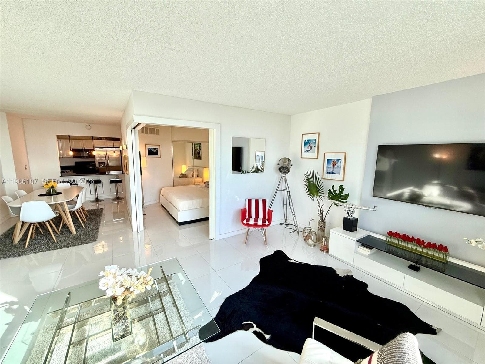 A11986107 — Miami Beach — 5