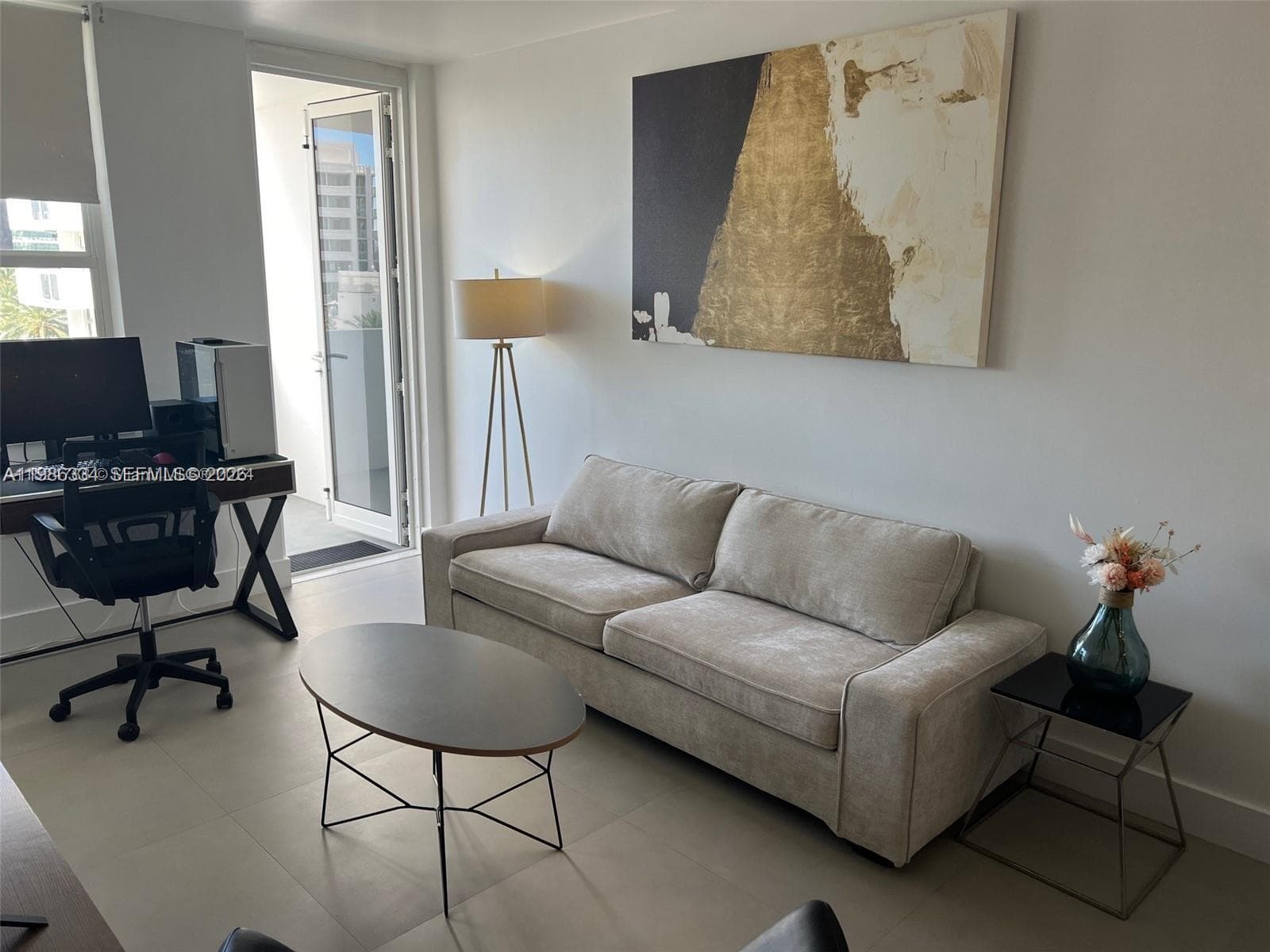 A11986334 — Miami Beach
