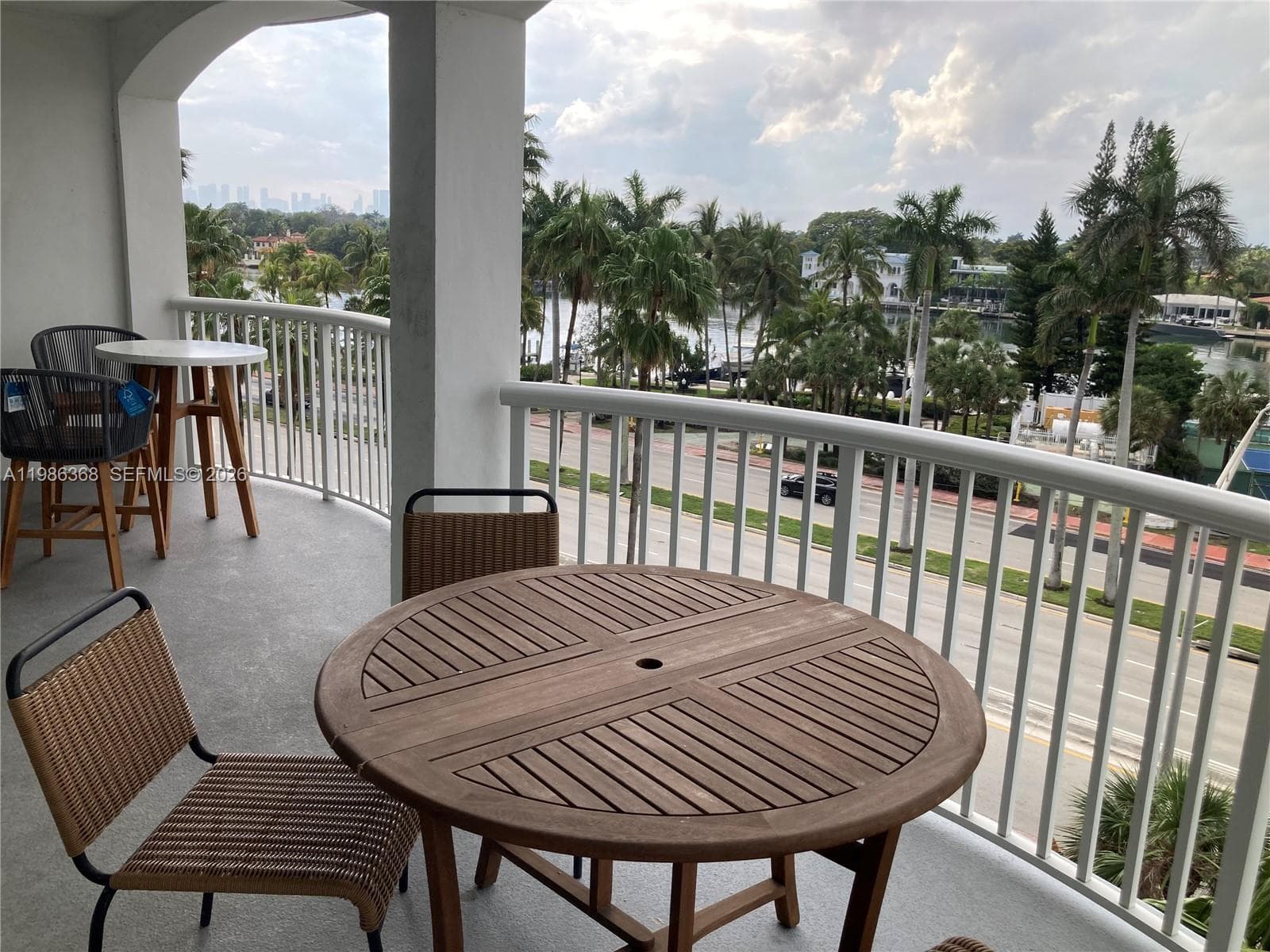 A11986368 — Miami Beach — 48