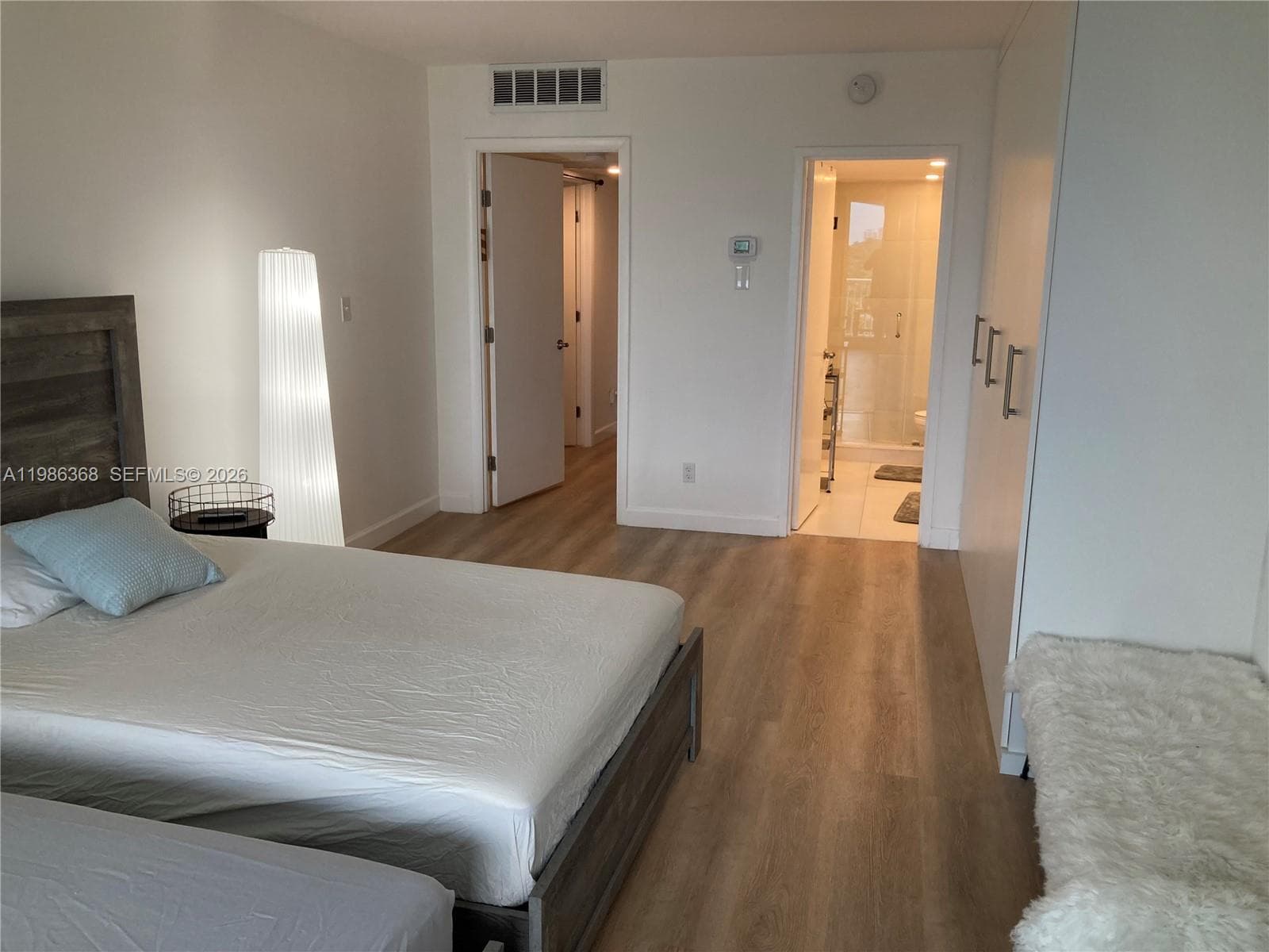 A11986368 — Miami Beach — 29