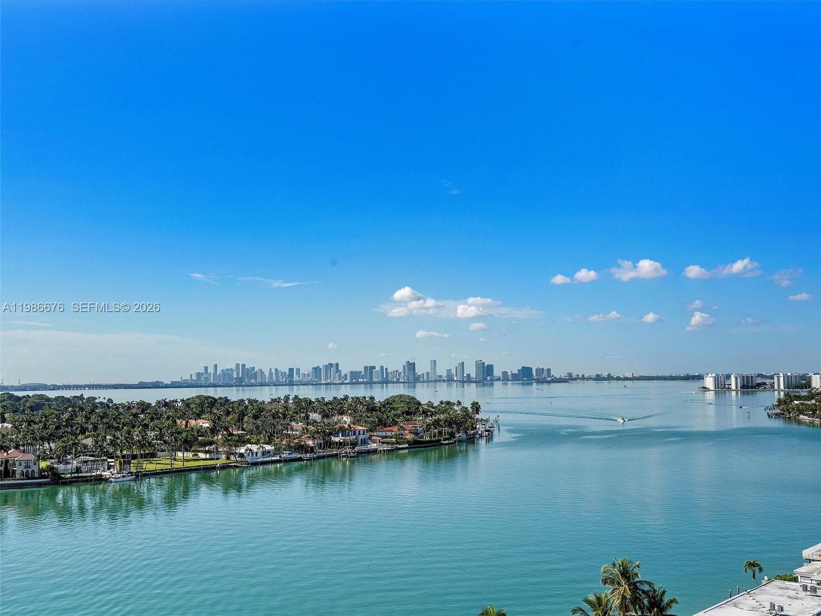A11986676 — Miami Beach — 24