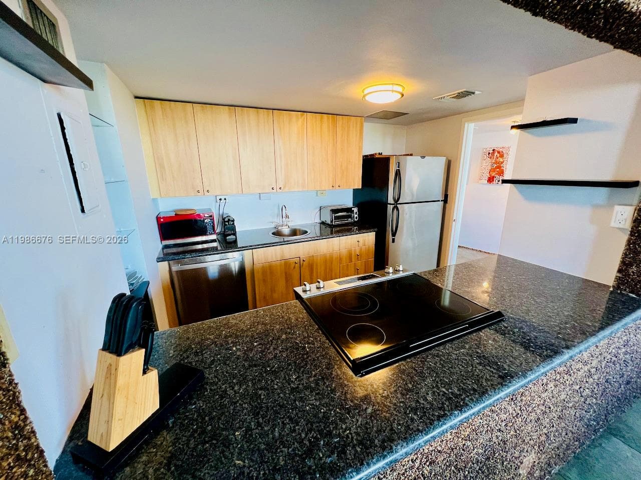 A11986676 — Miami Beach — 31