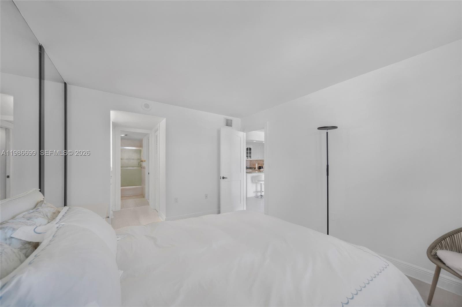 A11986699 — Miami Beach — 19