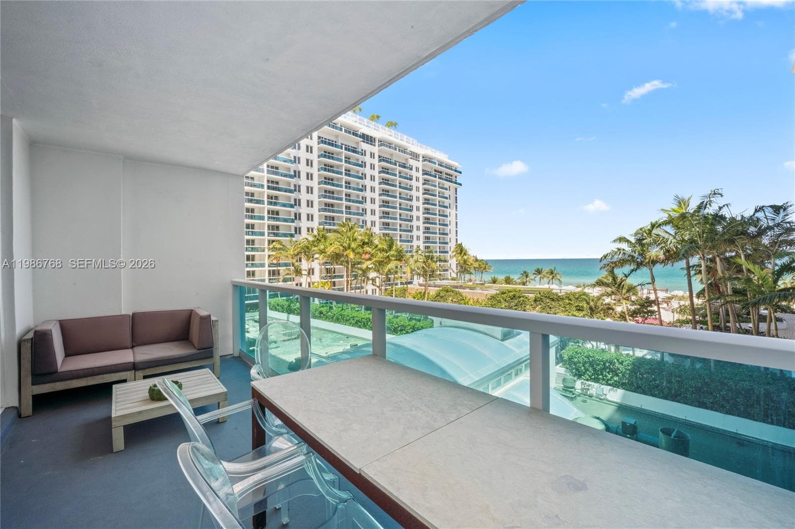 A11986768 — Miami Beach — 18
