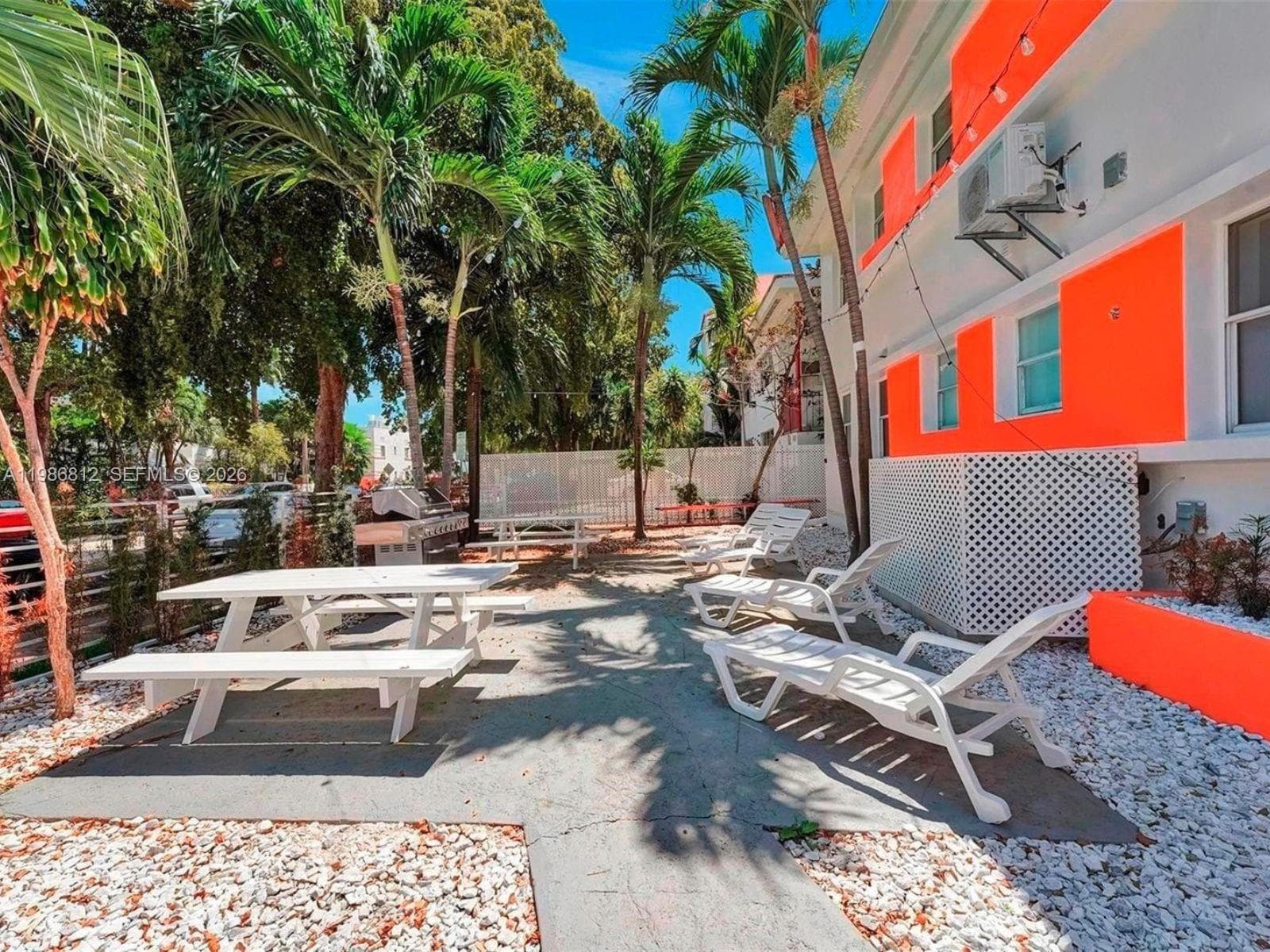A11986812 — Miami Beach — 5