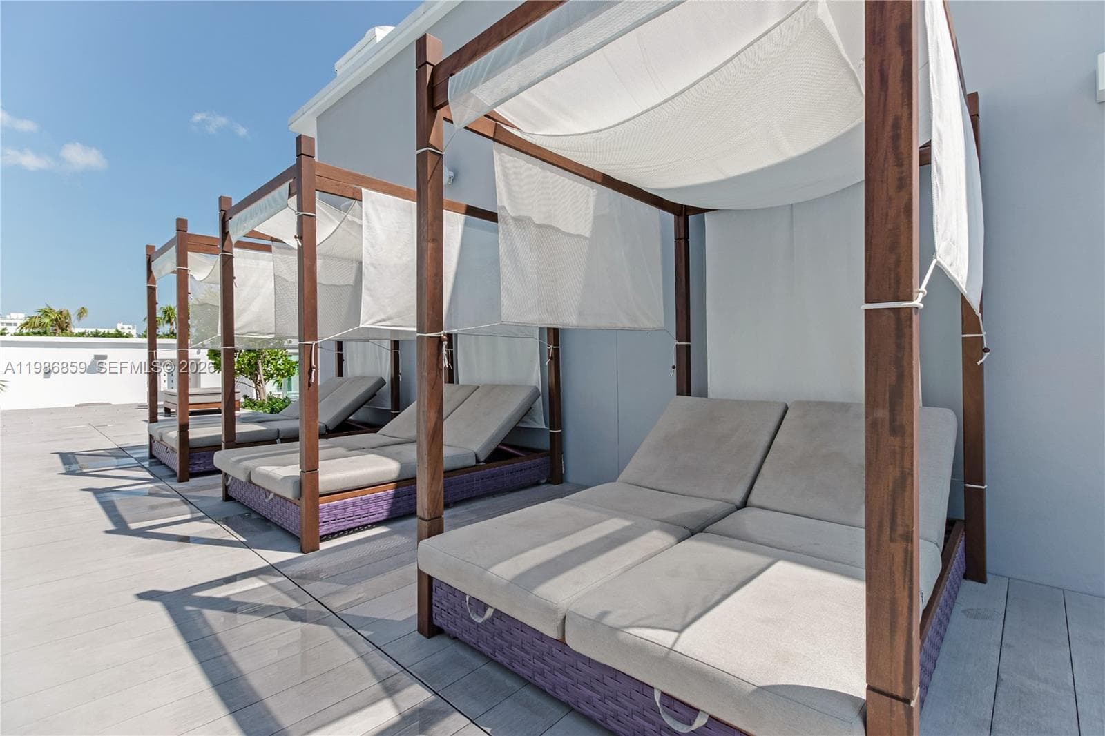A11986859 — Miami Beach — 16