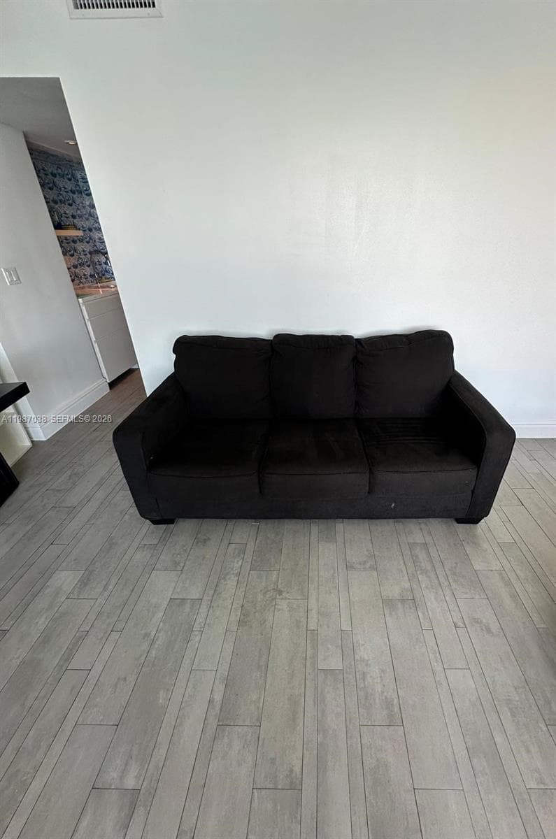 A11987038 — Miami Beach — 6