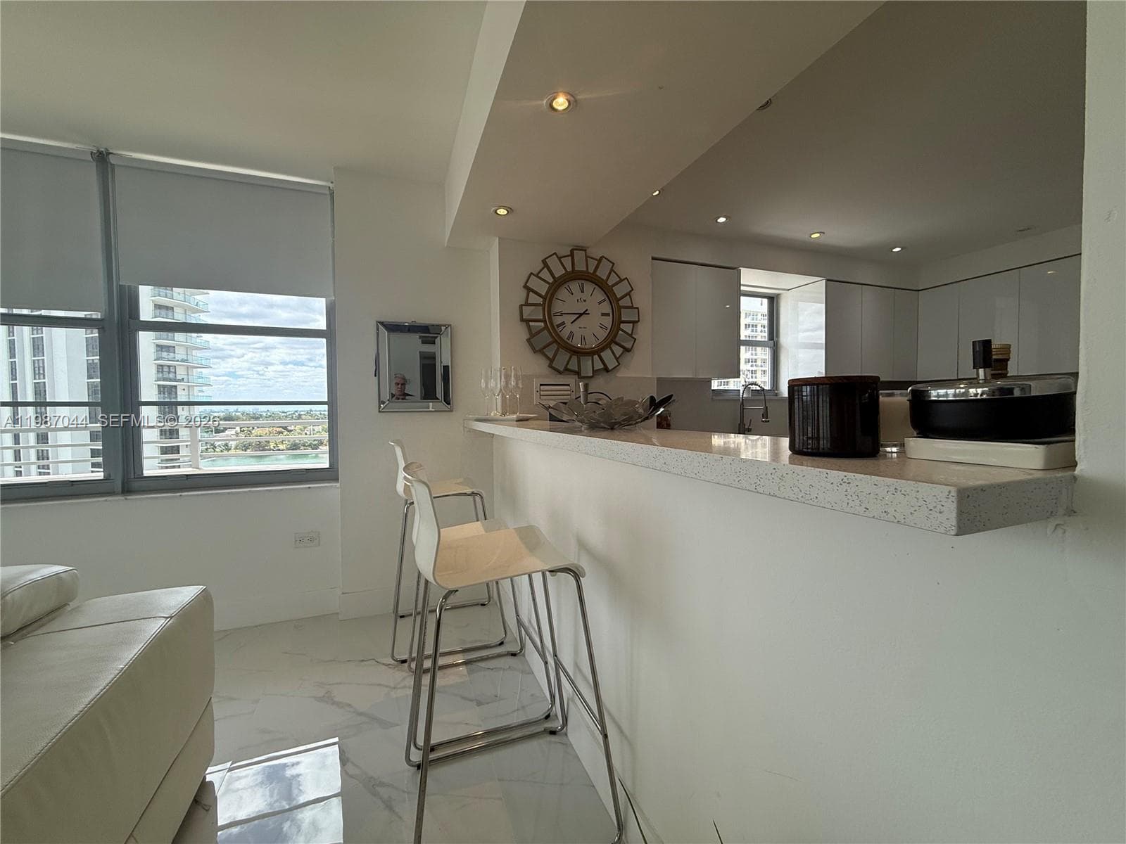 A11987044 — Miami Beach — 5