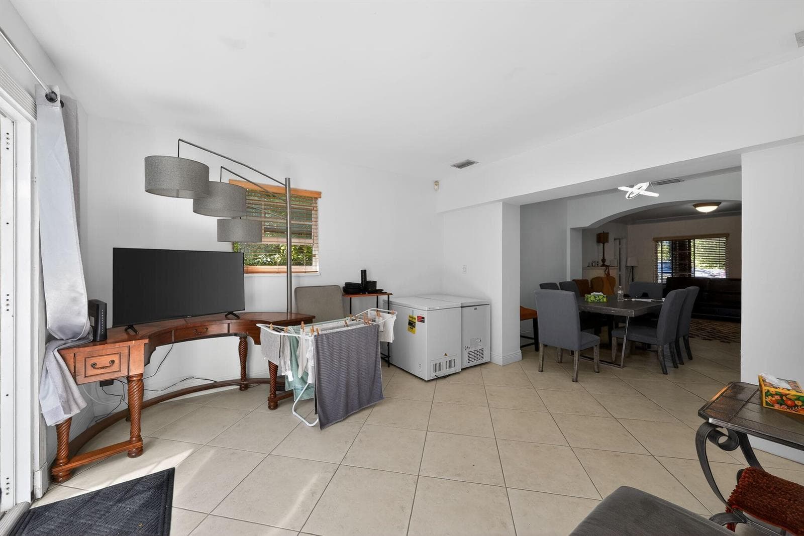 B26005156 — Miami Beach — 19