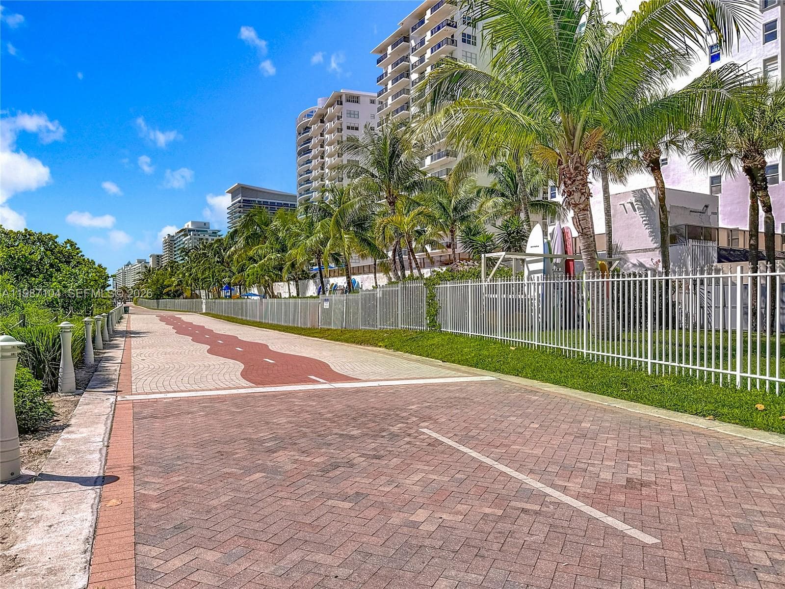 A11987104 — Miami Beach — 6