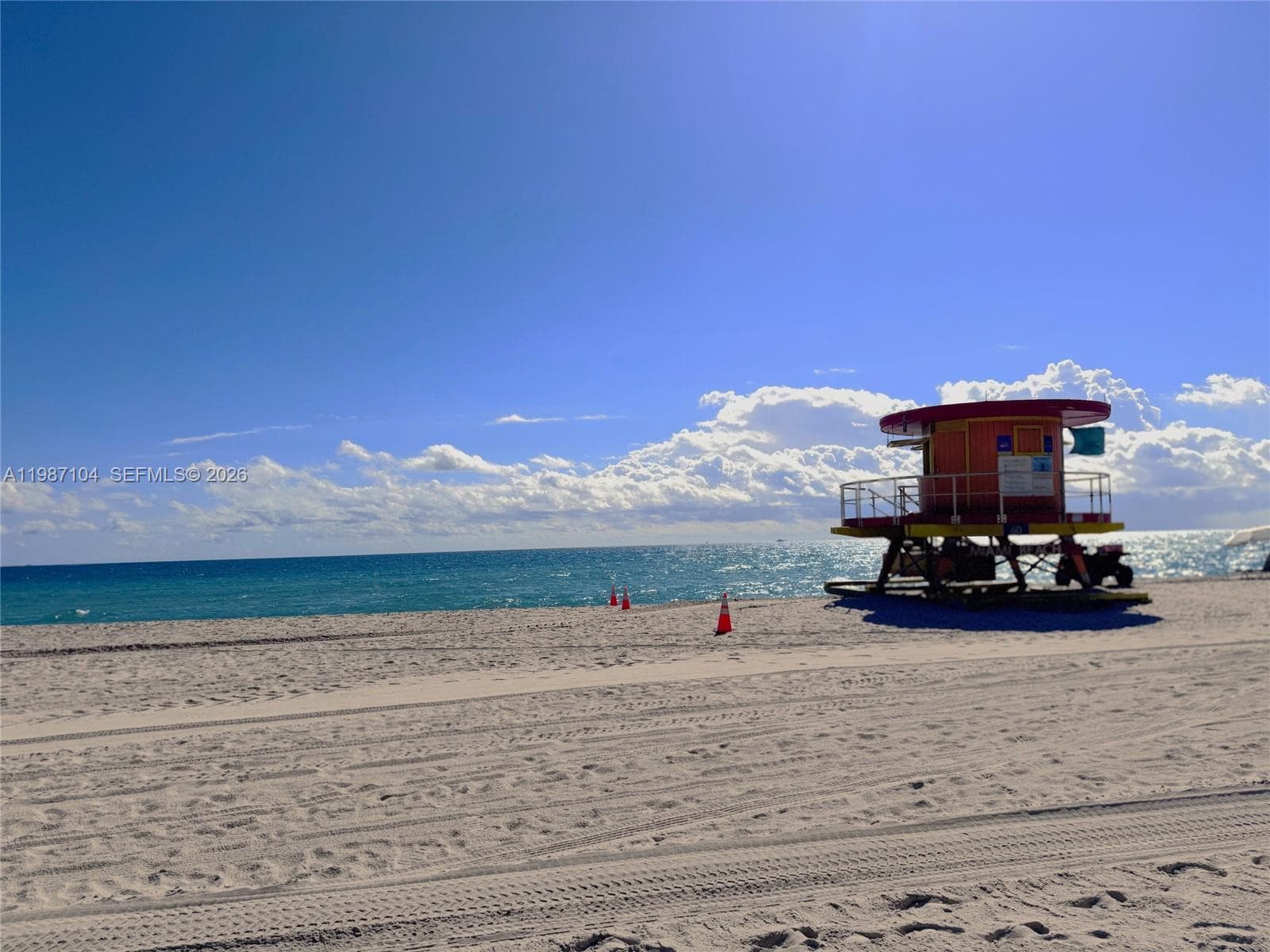 A11987104 — Miami Beach