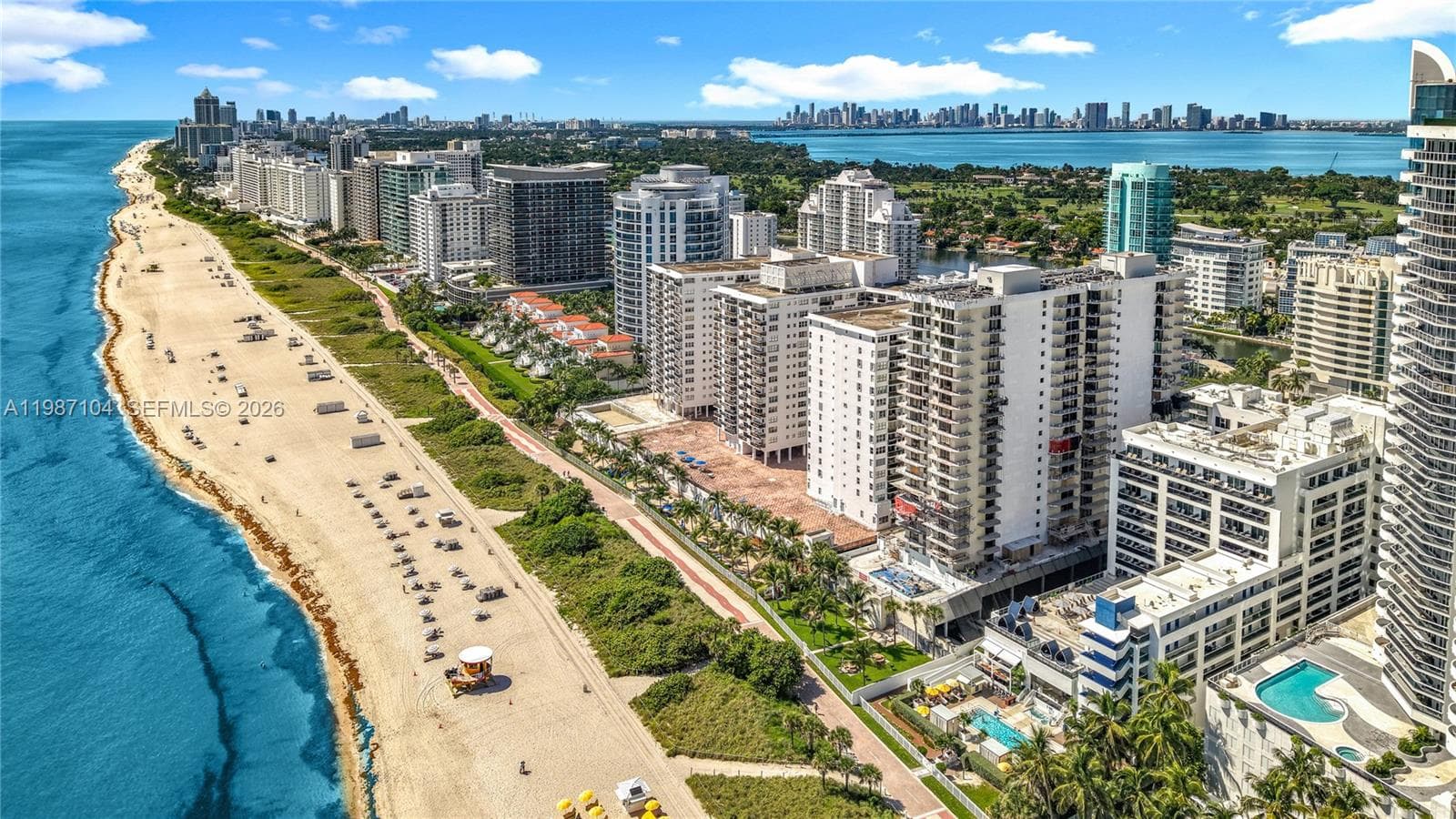 A11987104 — Miami Beach — 41