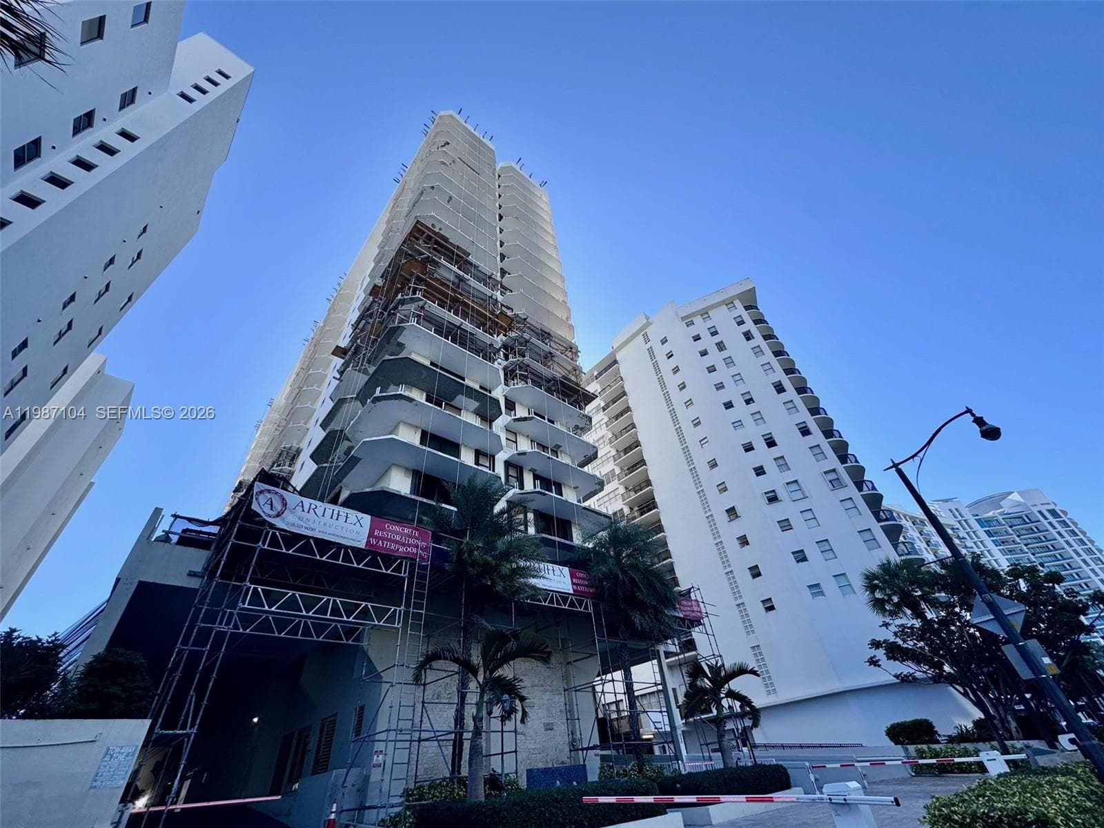 A11987104 — Miami Beach — 54