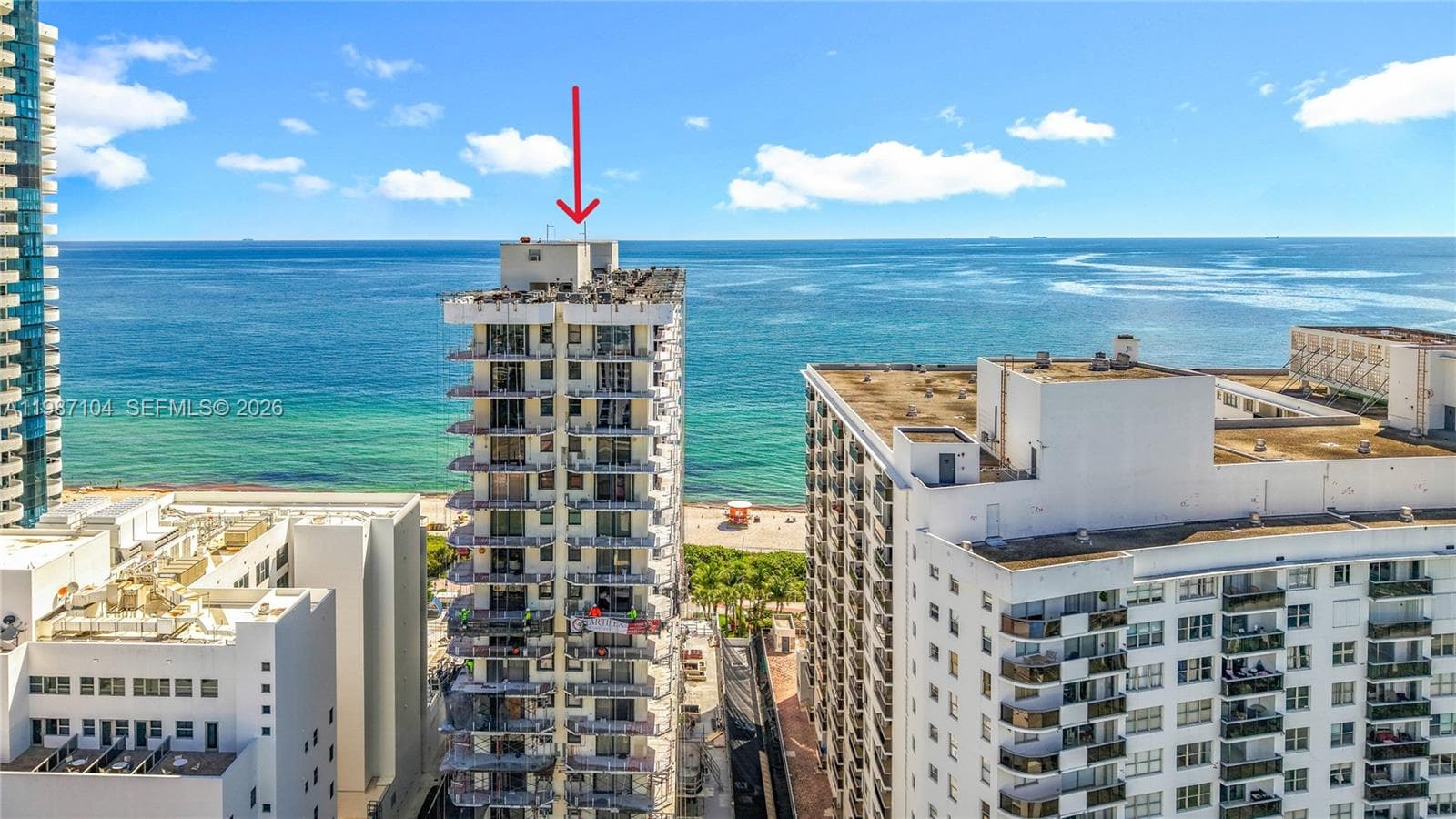 A11987104 — Miami Beach — 8