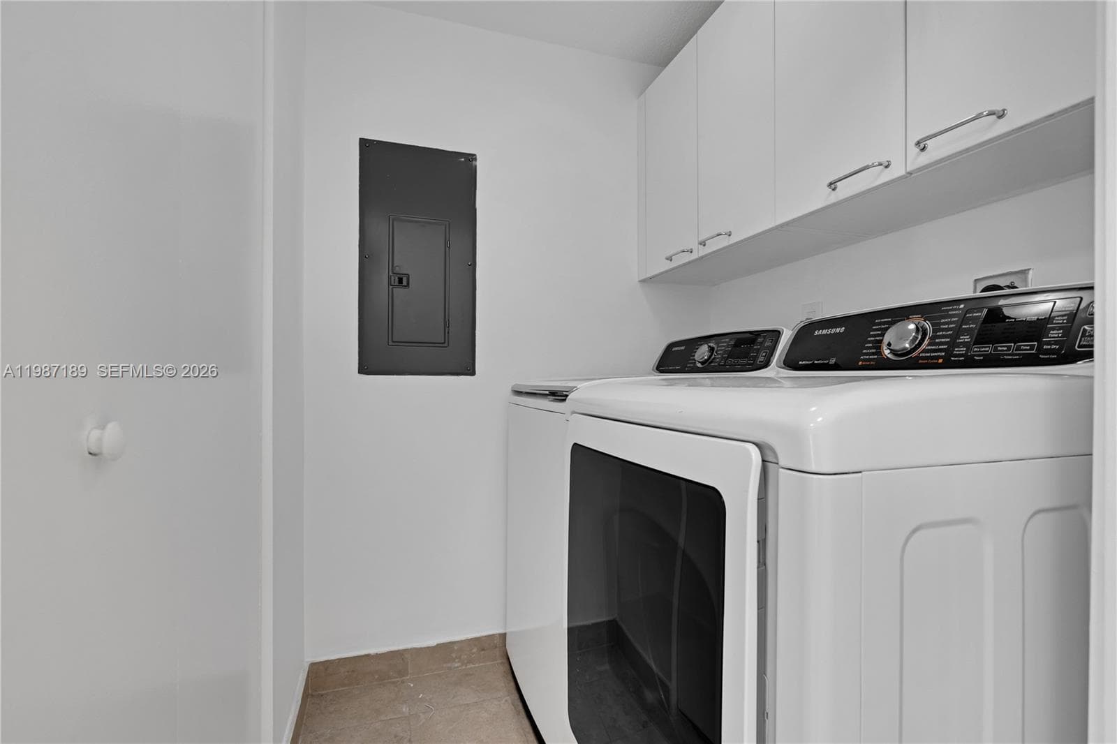 A11987189 — Miami Beach — 28