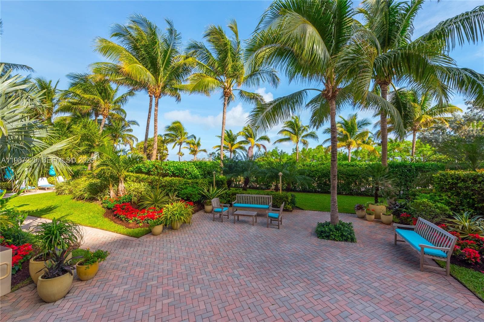 A11987228 — Miami Beach — 37
