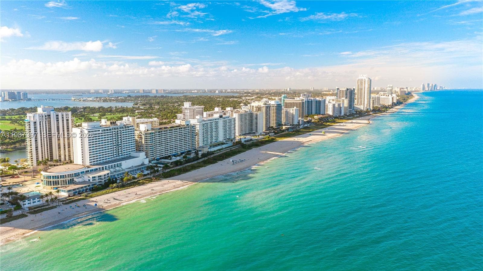 A11987397 — Miami Beach — 19