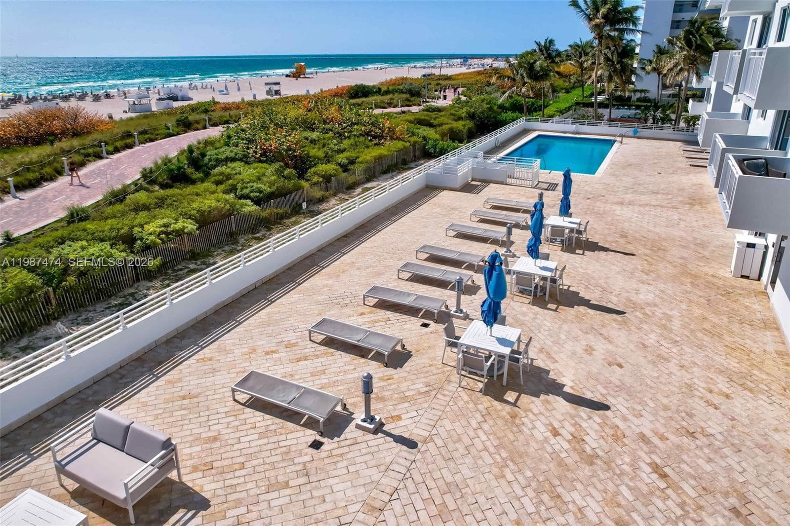 A11987474 — Miami Beach — 25