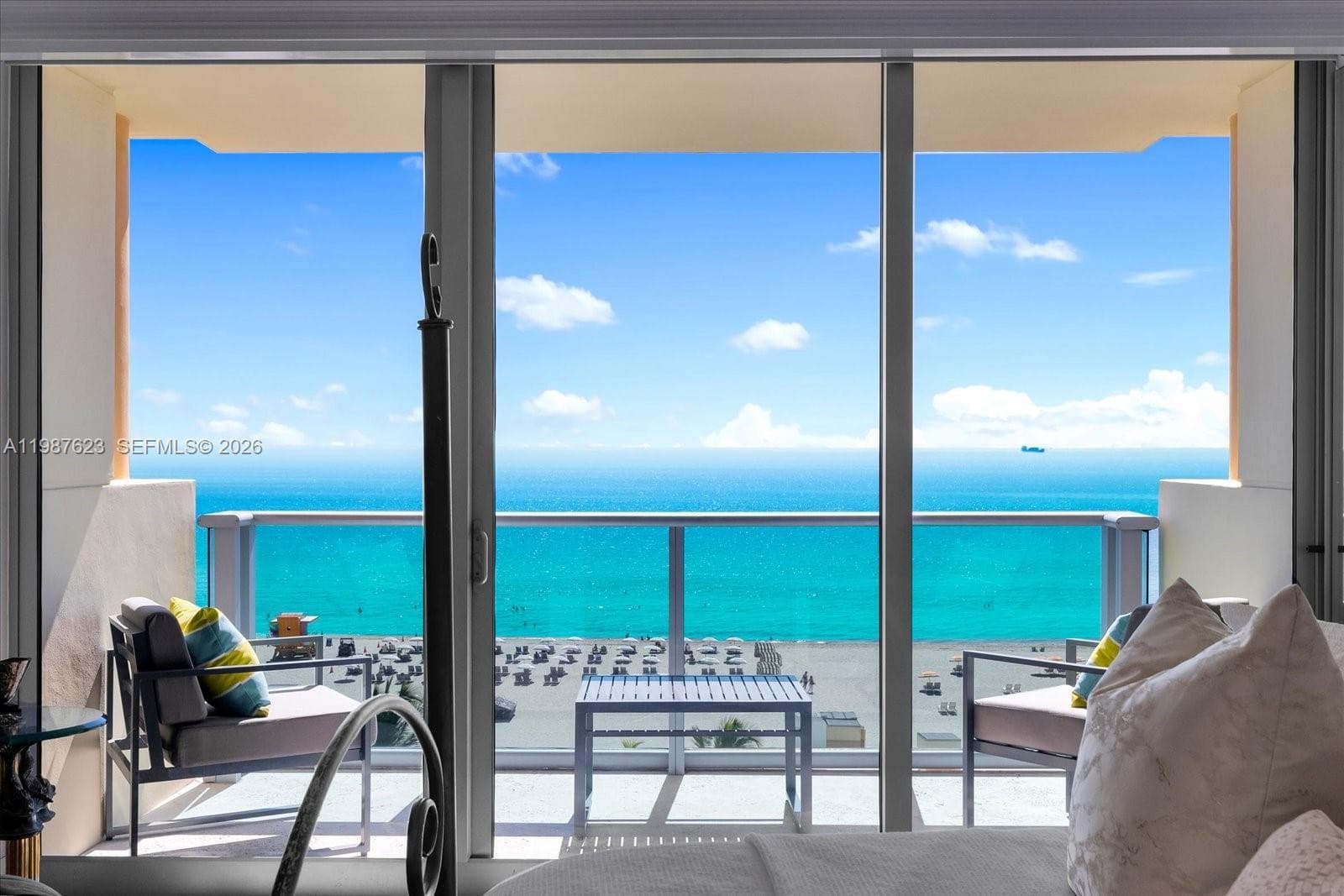 A11987623 — Miami Beach — 10