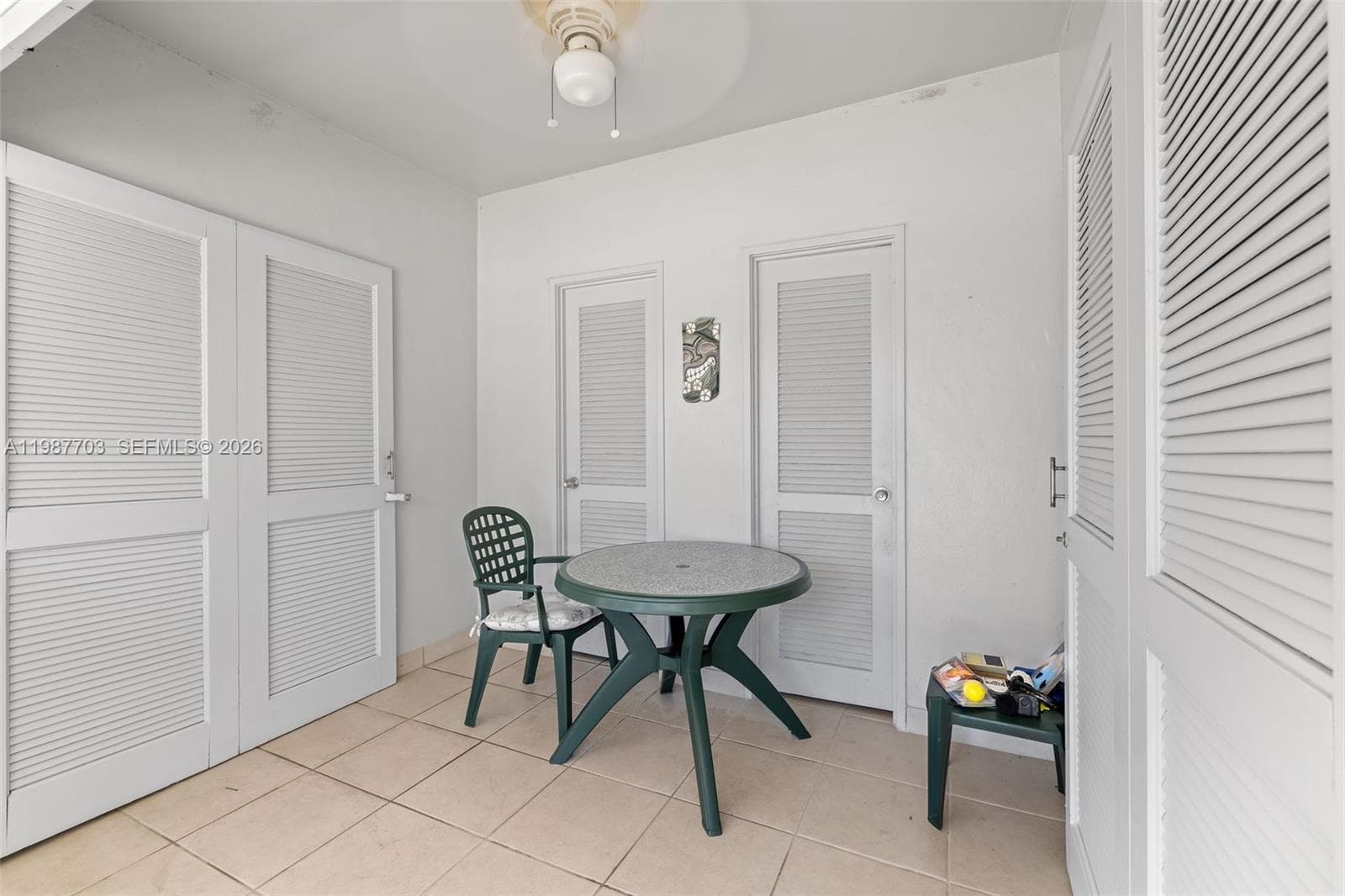 A11987703 — Miami Beach — 4