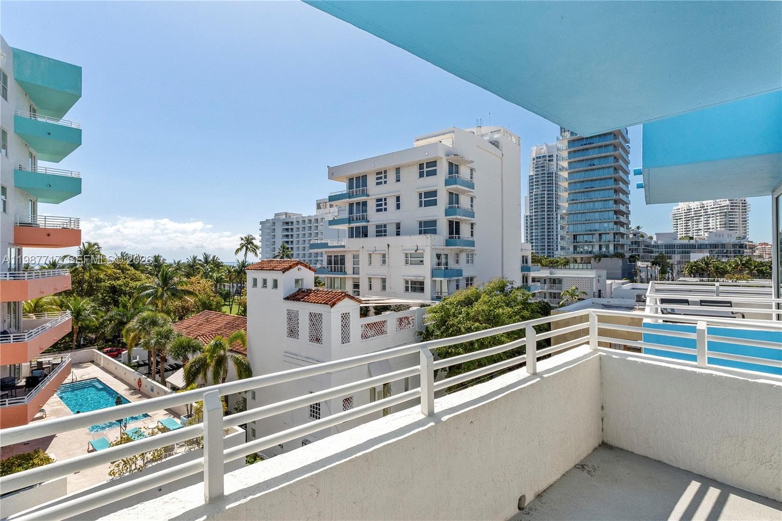A11987717 — Miami Beach — 6