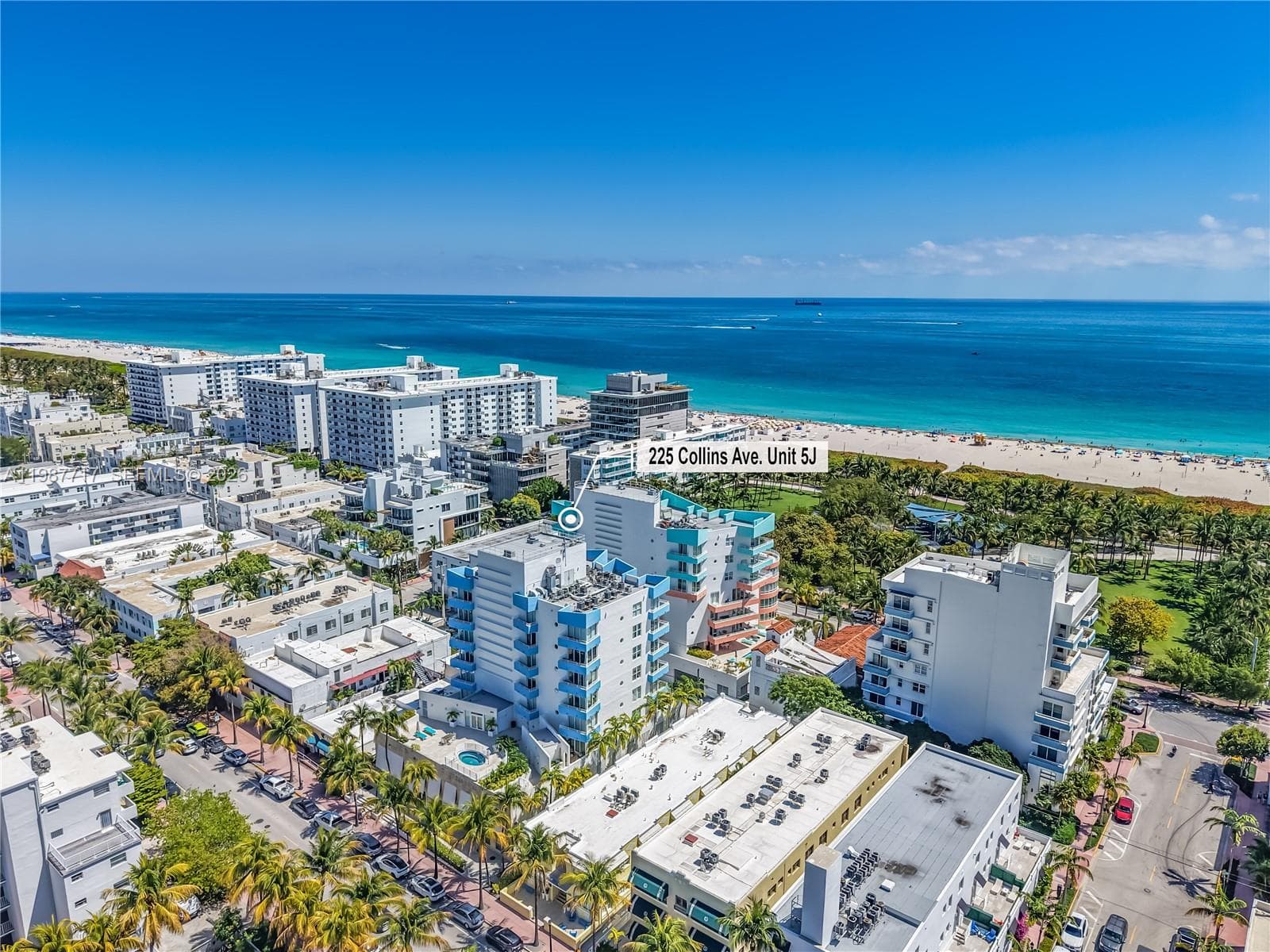 A11987717 — Miami Beach — 19