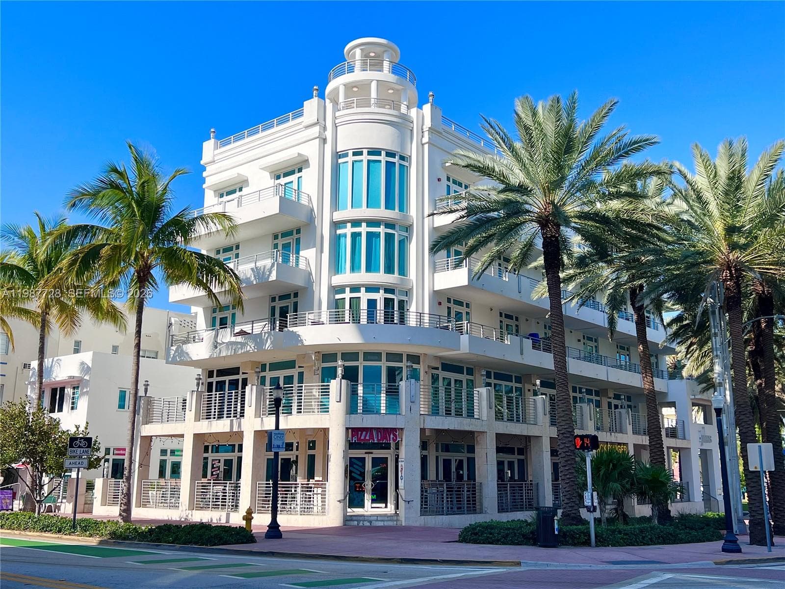 A11987728 — Miami Beach