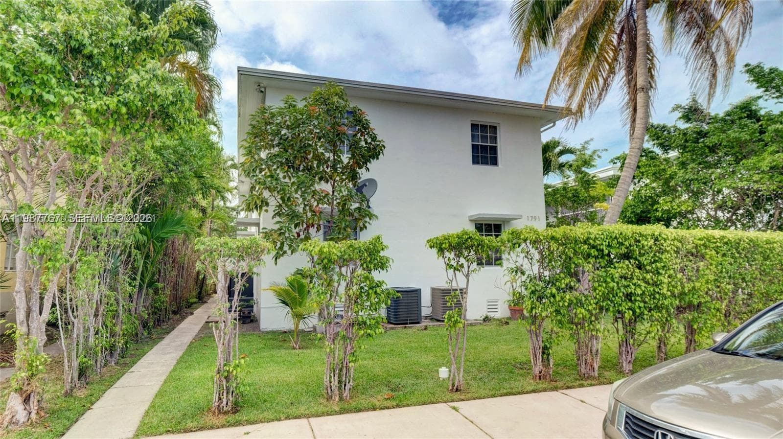 A11987767 — Miami Beach — 6
