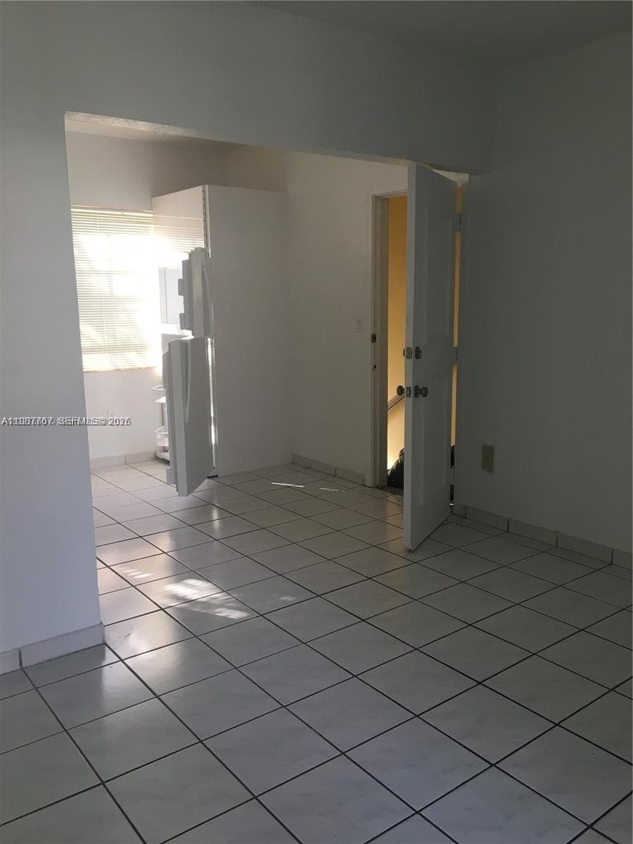 A11987767 — Miami Beach — 20