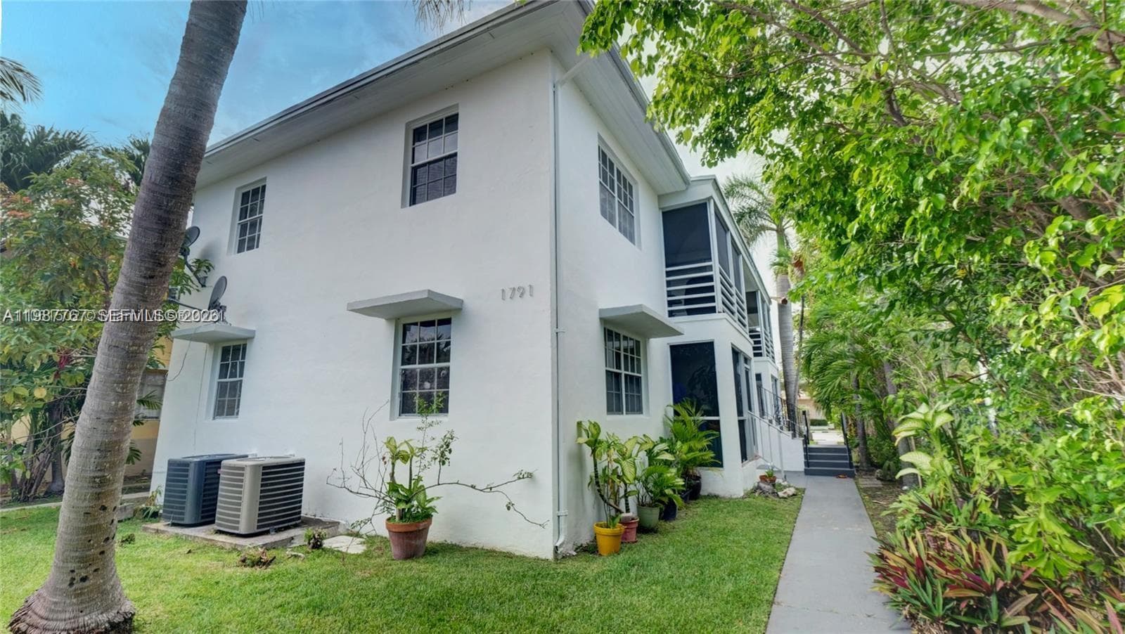 A11987767 — Miami Beach — 4