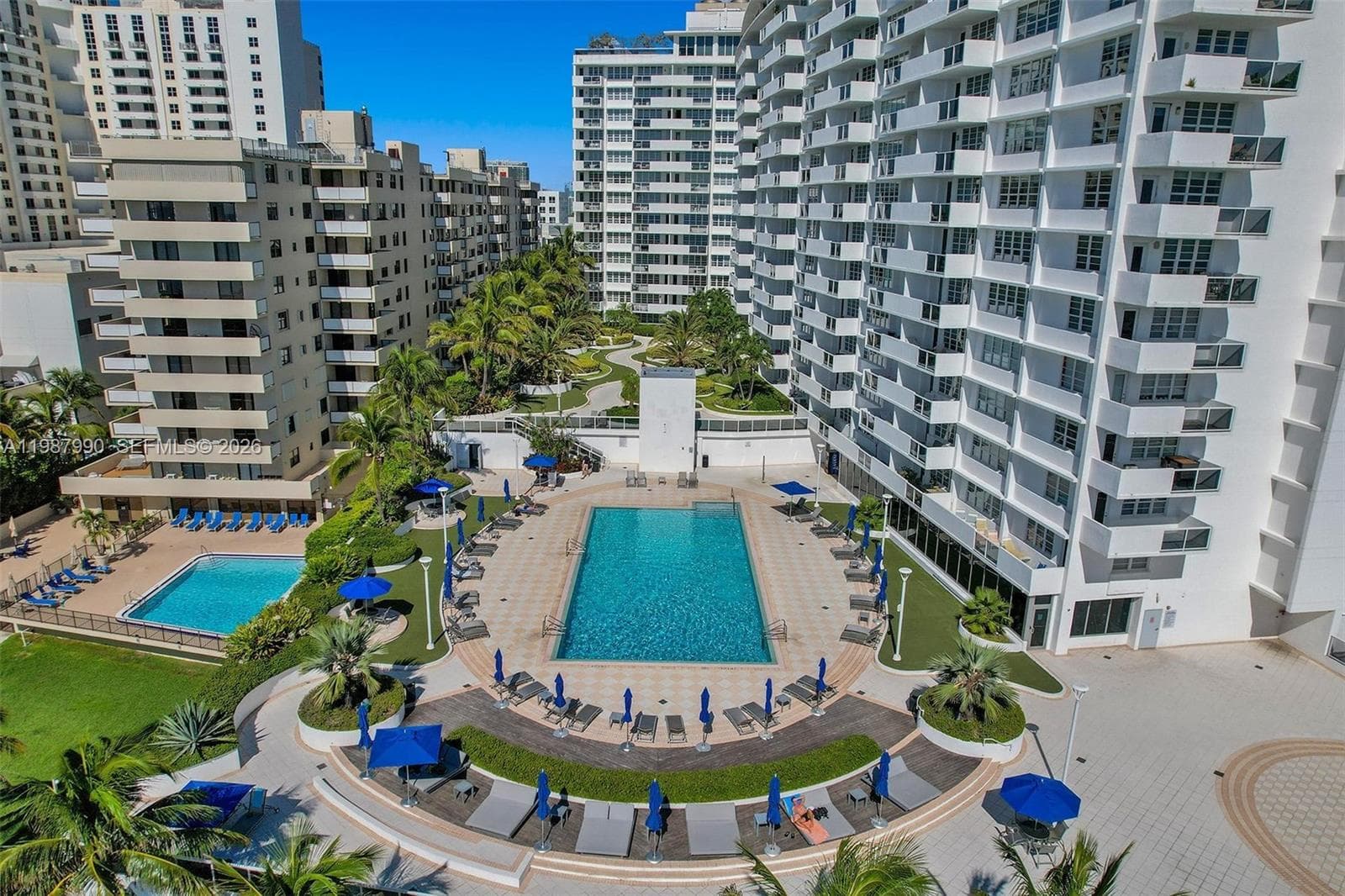 A11987990 — Miami Beach — 22