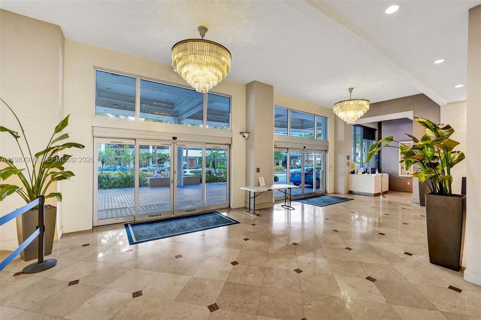A11987990 — Miami Beach — 29